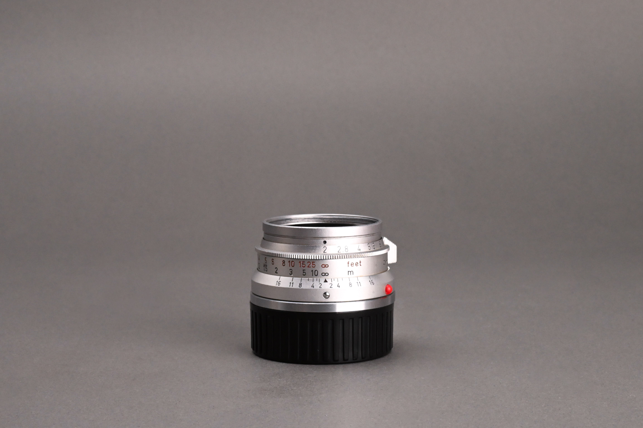 Picture of Leica Summicron-M 35mm f/2 Ver.1 8-element Silver Germany