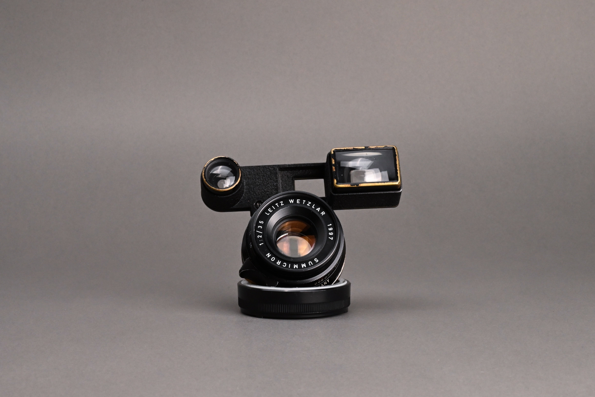 Picture of Leica Summicron-M 35mm f/2 Ver.1 8-element Black Paint Goggle M3