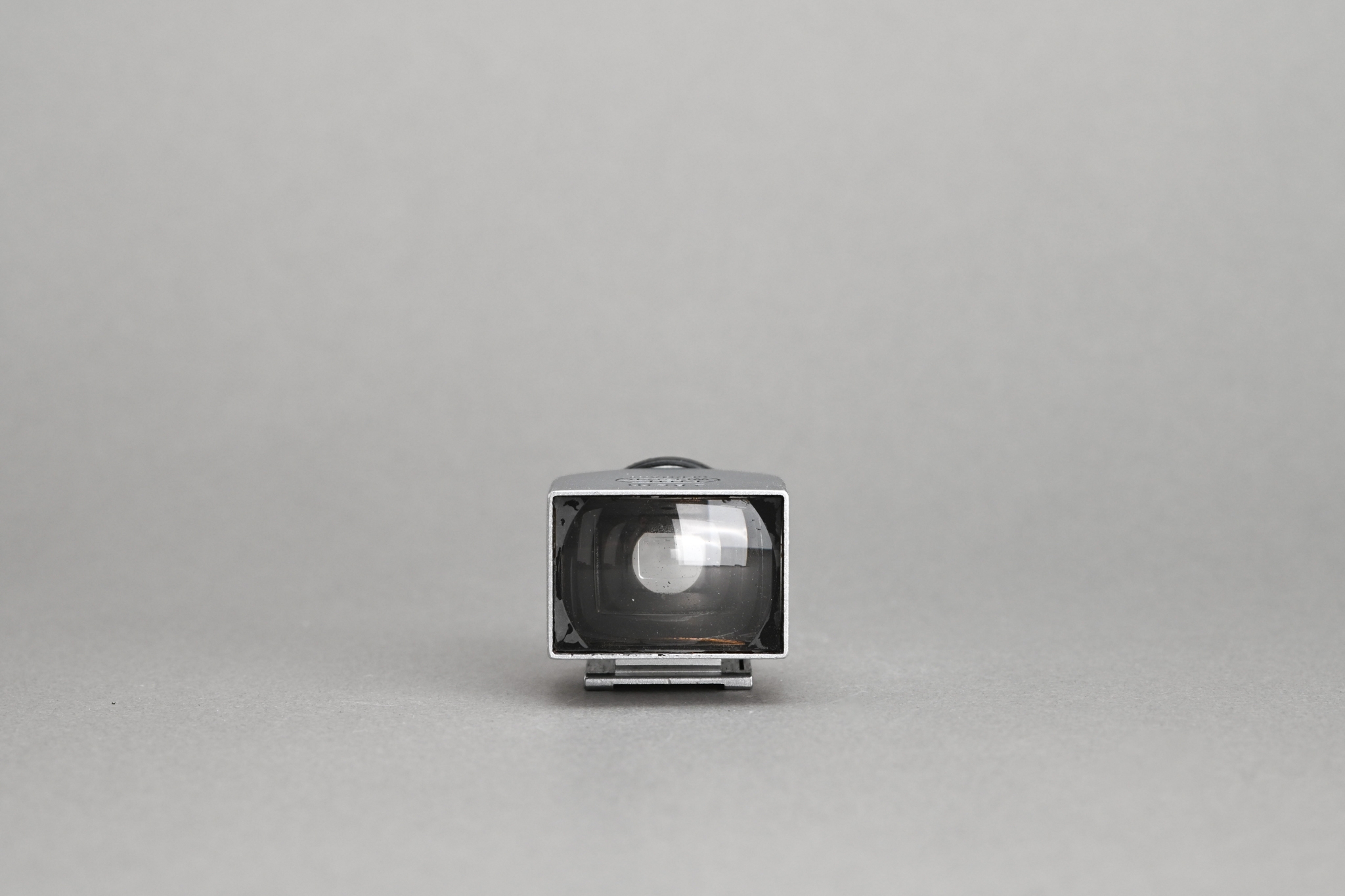 Picture of Leica 28mm SLOOZ Silver Chrome Metal Brightline View Finder