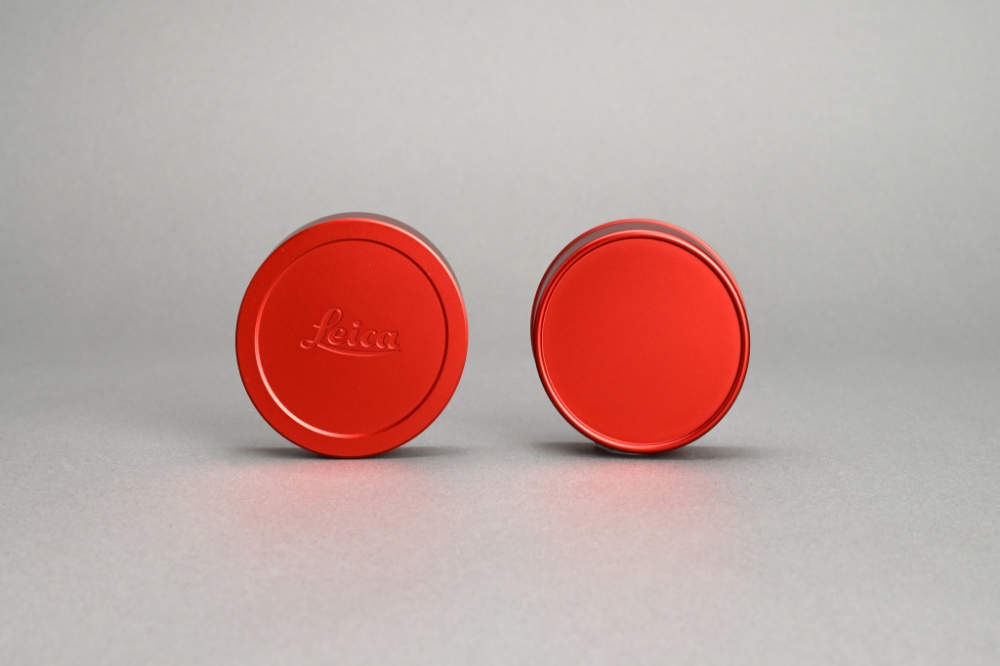 Picture of Leica Red Anodized Front and Rear Cap for APO-Summicron-M 50mm f/2 ASPH Red