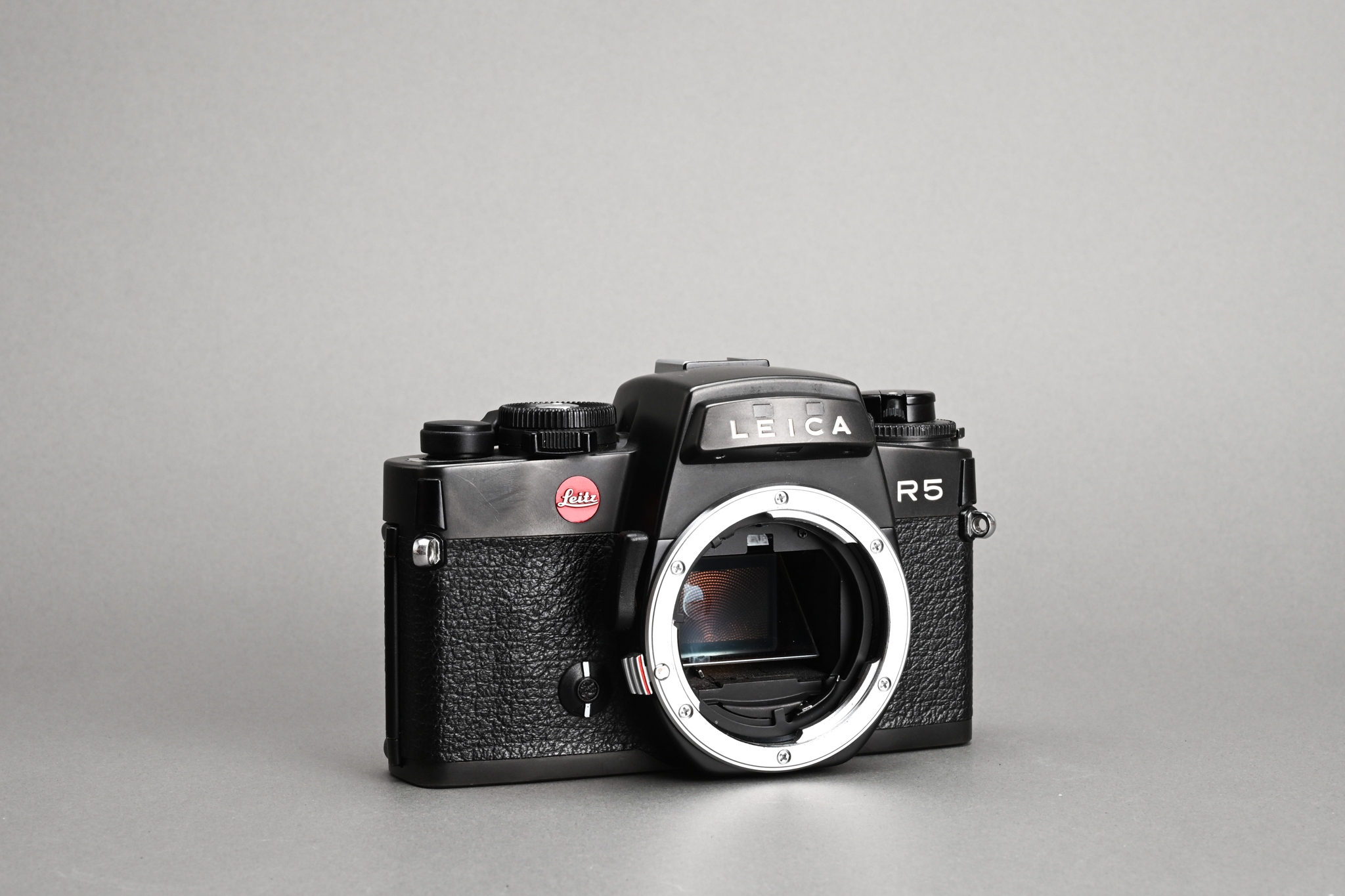 Picture of Leica R5 Black