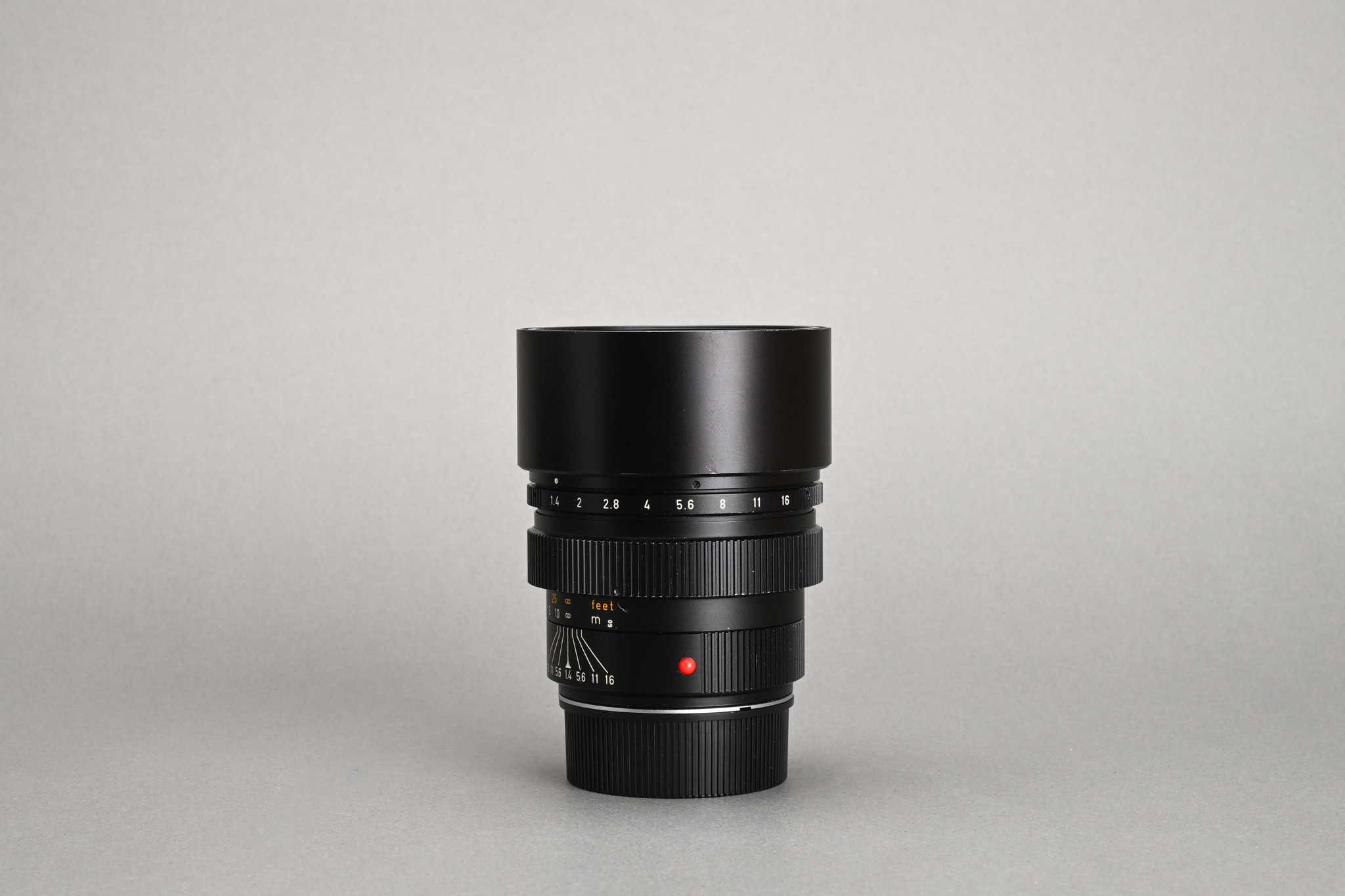 Picture of Leica Summilux-M 75mm f/1.4 Ver.2 Canada