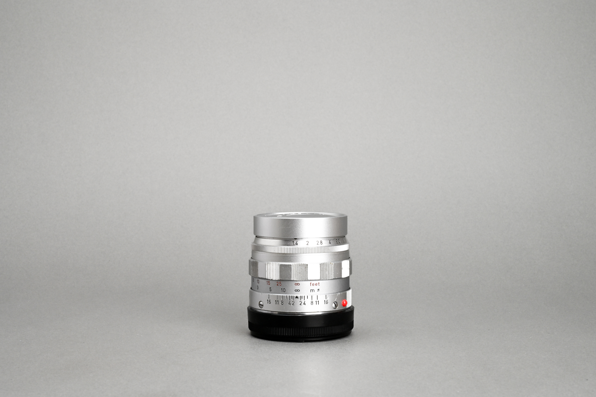 Picture of Leica Summilux-M 50mm f/1.4 Ver.2 E43 Silver Chrome