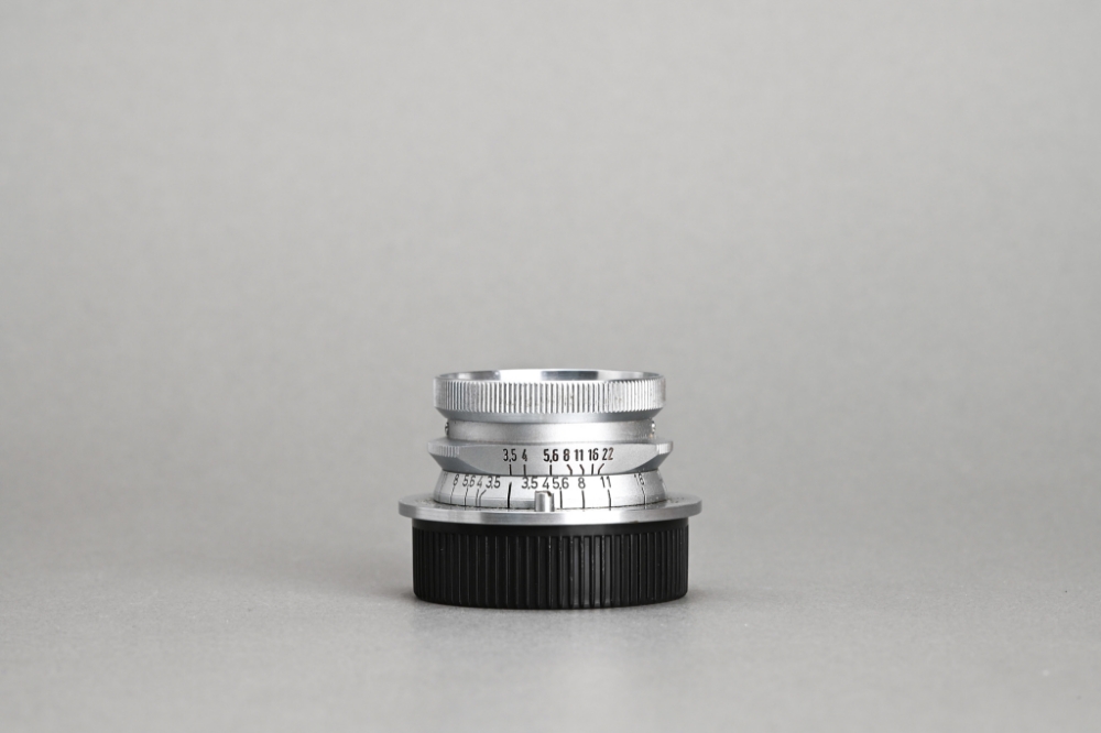 Picture of Leica Summaron 35mm f/3.5