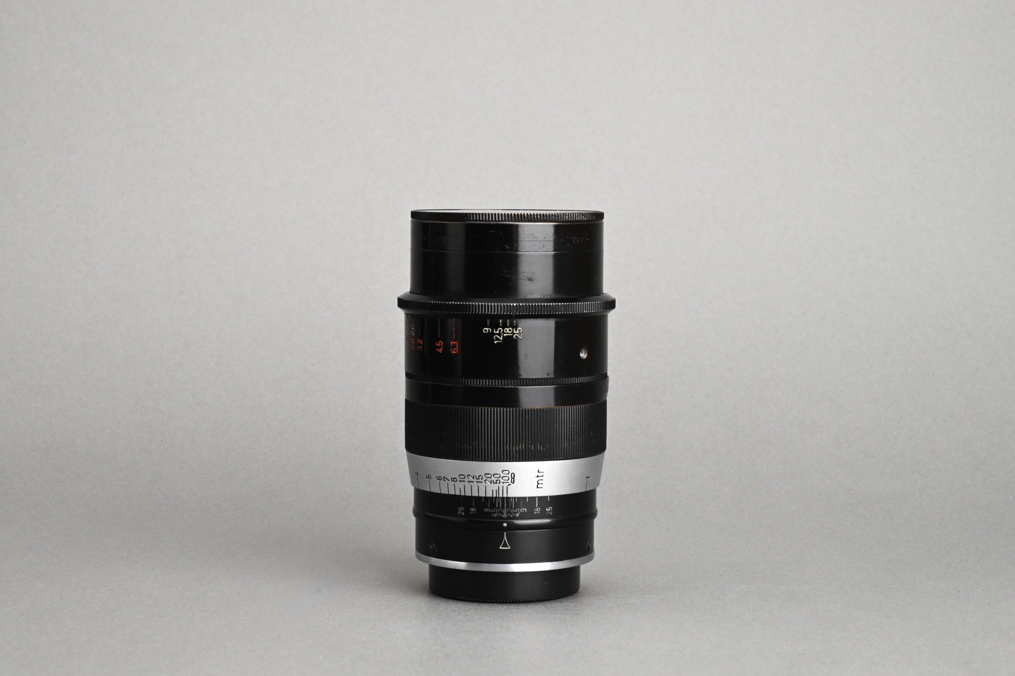 Picture of Leica Thambar 90mm f/2.2 LTM