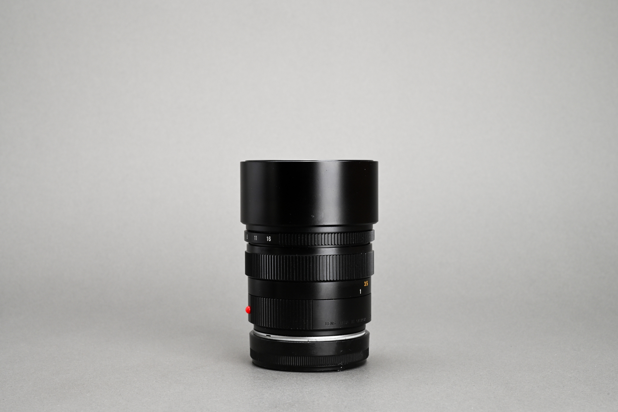 Picture of Leica Summicron-M 90mm f/2 Pre-ASPH E55 Black