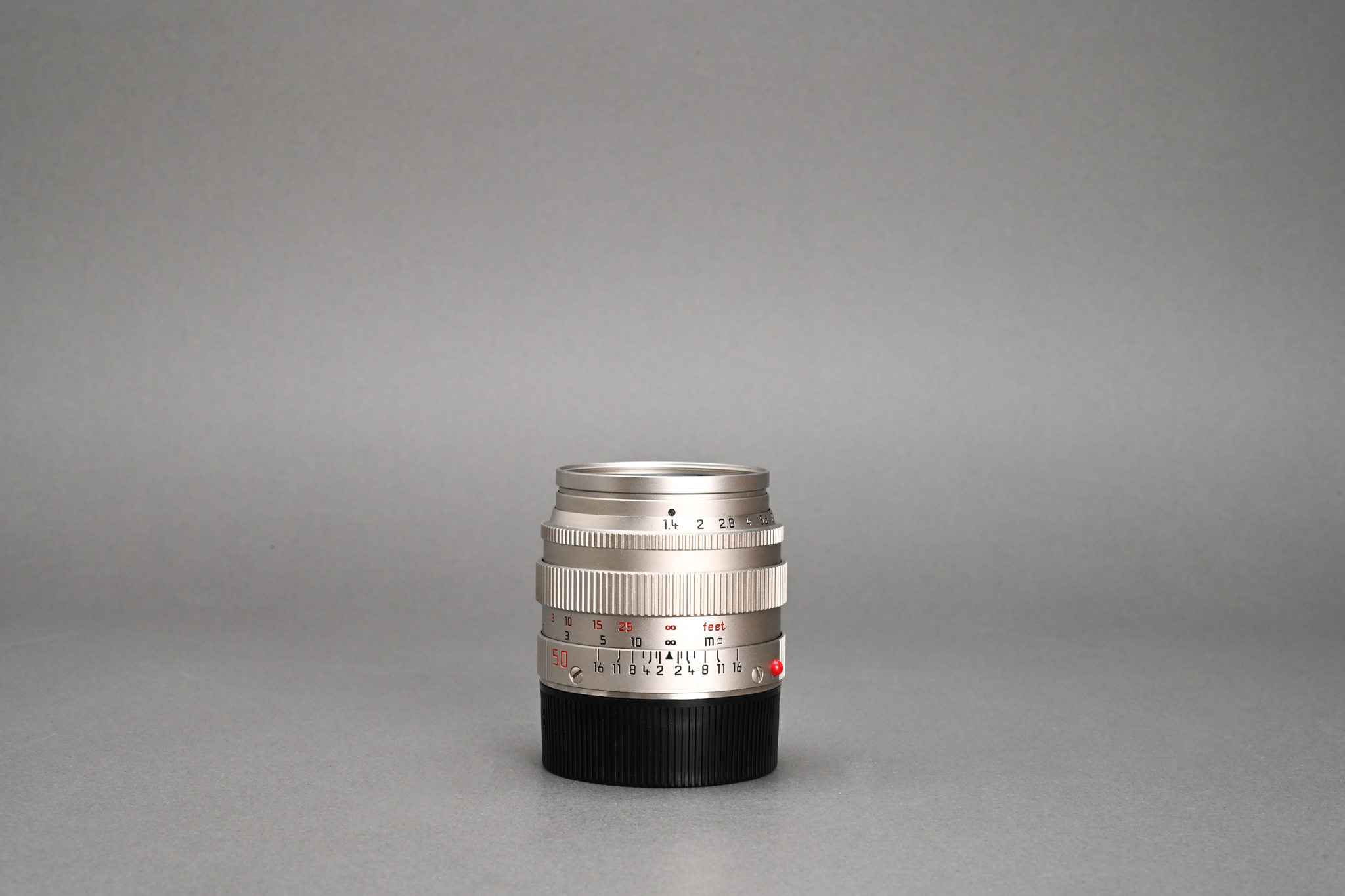 Picture of Leica M6 Platinum Set 150 Jahre Photography With Summilux-M 50mm f/1.4 Ver.2