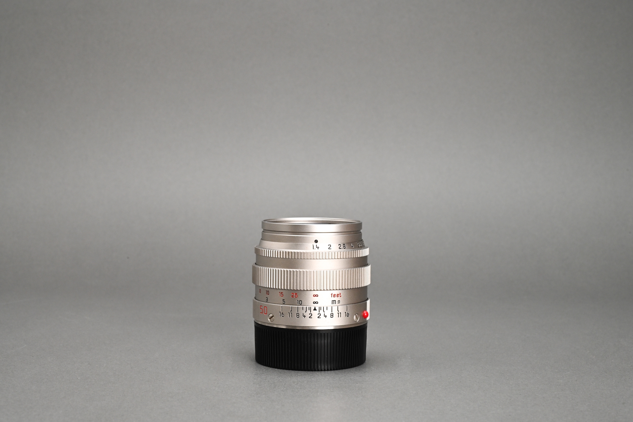 Picture of Leica M6 Platinum Set 150 Jahre Photography With Summilux-M 50mm f/1.4 Ver.2