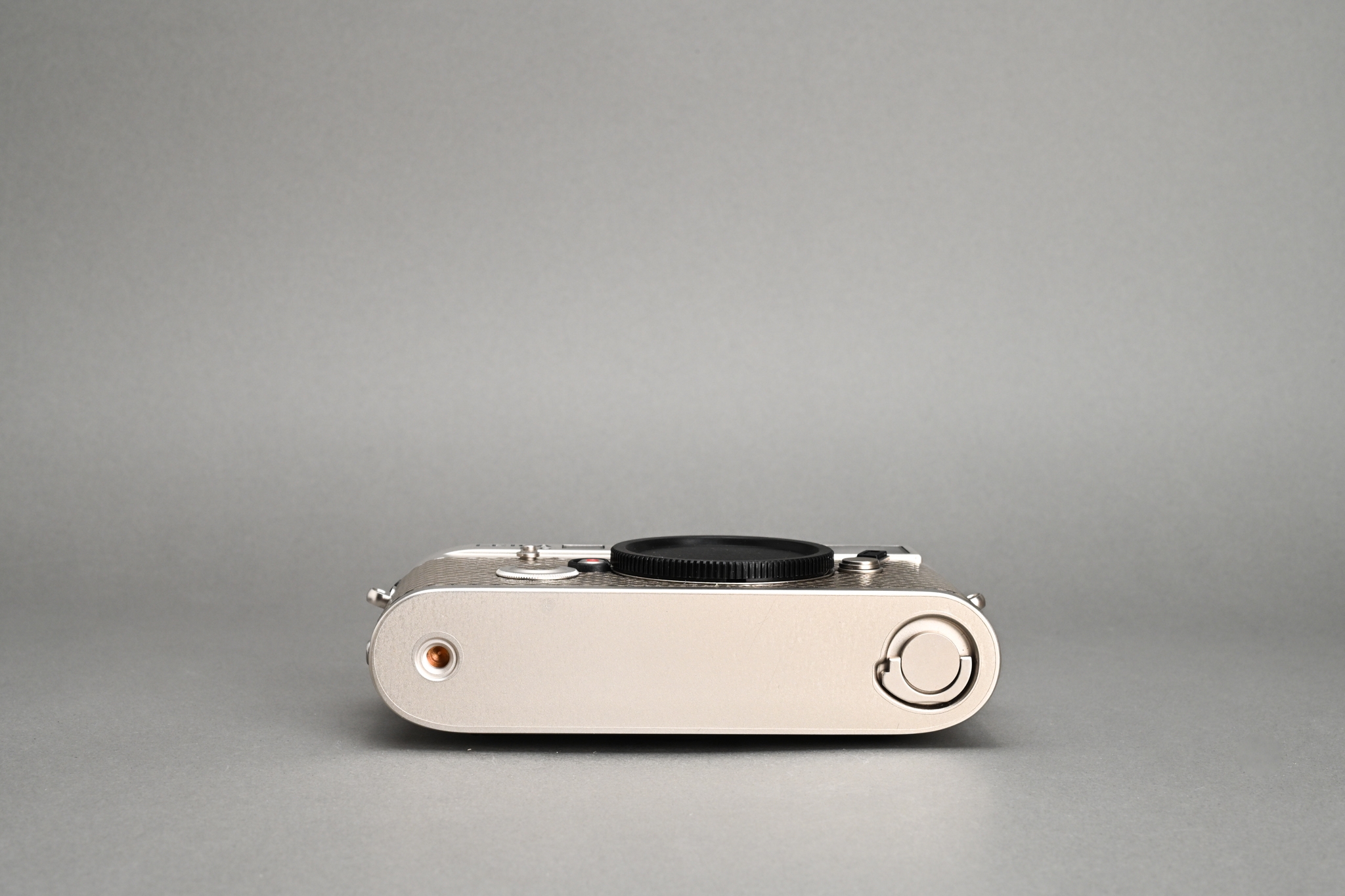 Picture of Leica M6 Platinum Set 150 Jahre Photography With Summilux-M 50mm f/1.4 Ver.2