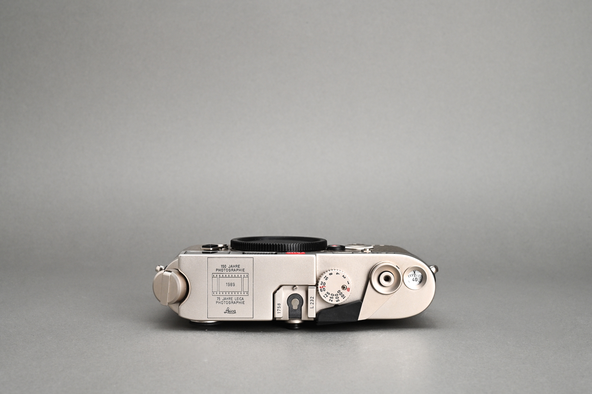 Picture of Leica M6 Platinum Set 150 Jahre Photography With Summilux-M 50mm f/1.4 Ver.2