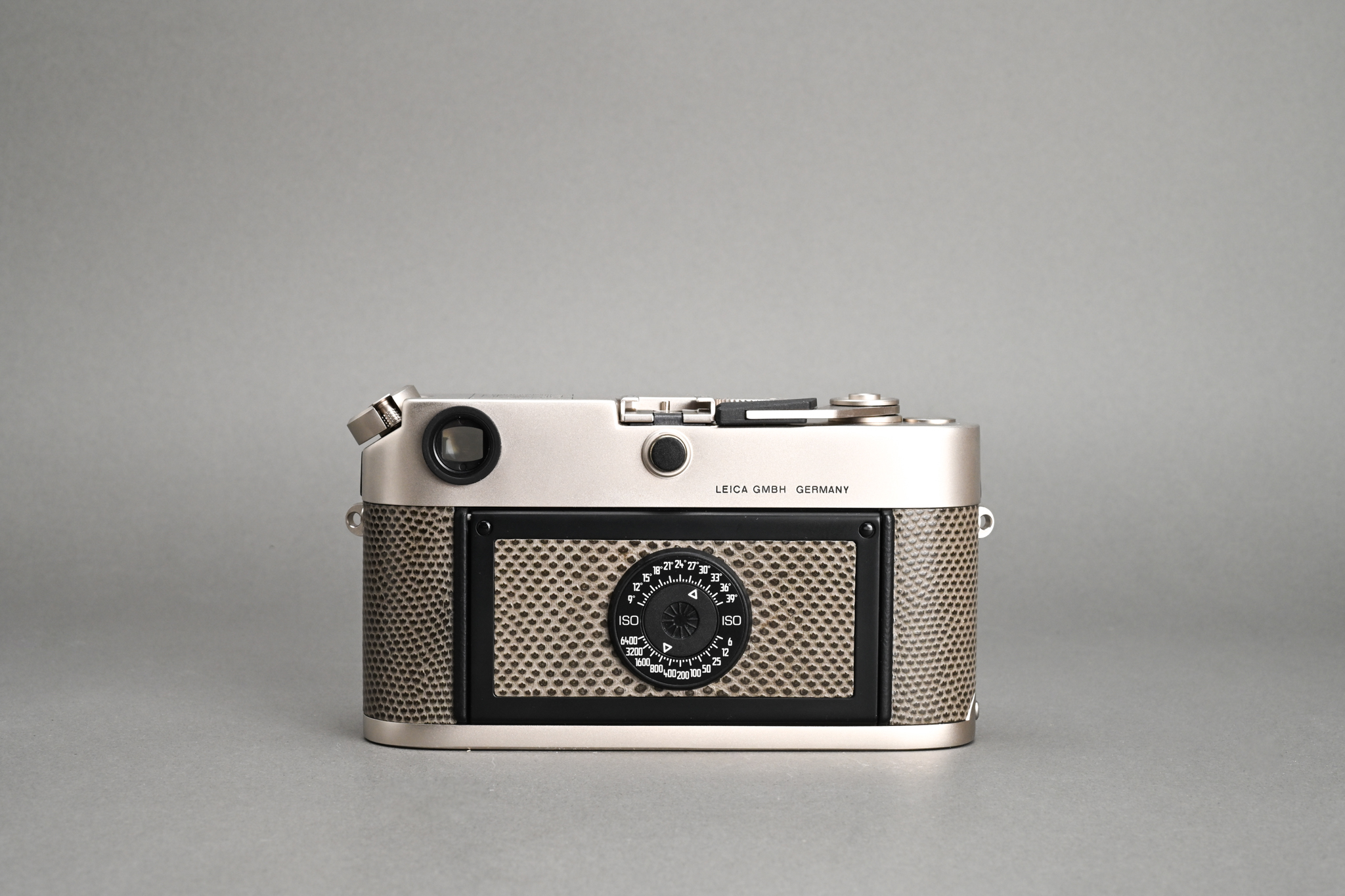 Picture of Leica M6 Platinum Set 150 Jahre Photography With Summilux-M 50mm f/1.4 Ver.2