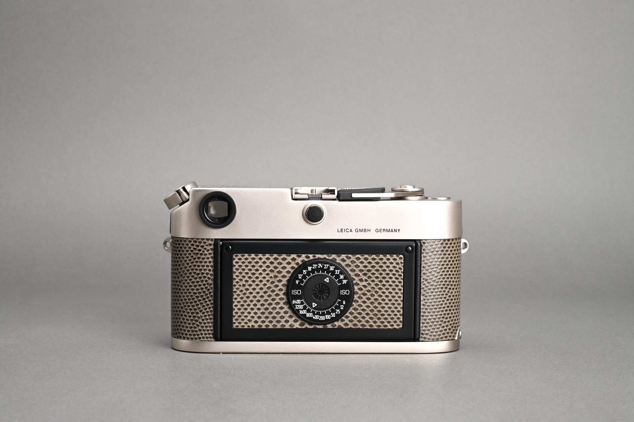 Picture of Leica M6 Platinum Set 150 Jahre Photography With Summilux-M 50mm f/1.4 Ver.2