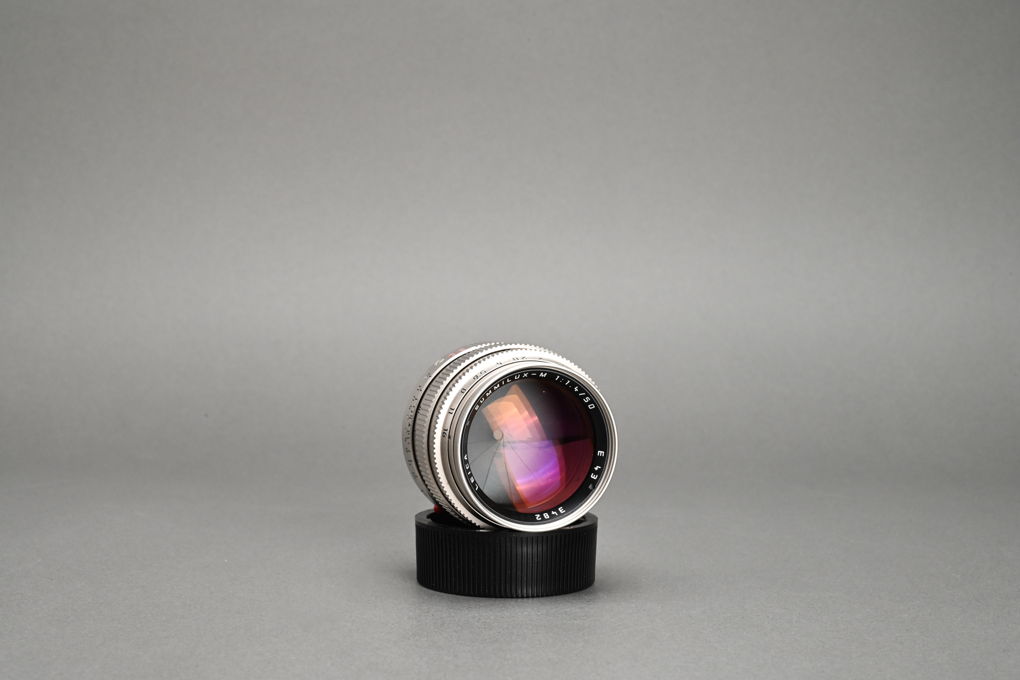 Picture of Leica M6 Platinum Set 150 Jahre Photography With Summilux-M 50mm f/1.4 Ver.2