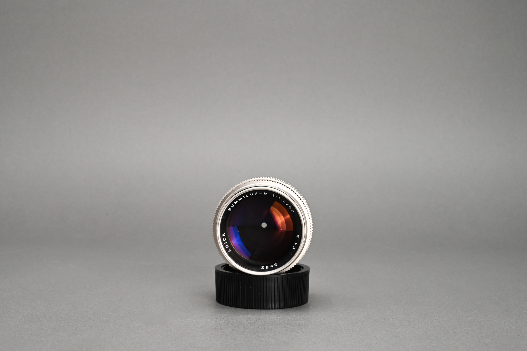 Picture of Leica M6 Platinum Set 150 Jahre Photography With Summilux-M 50mm f/1.4 Ver.2