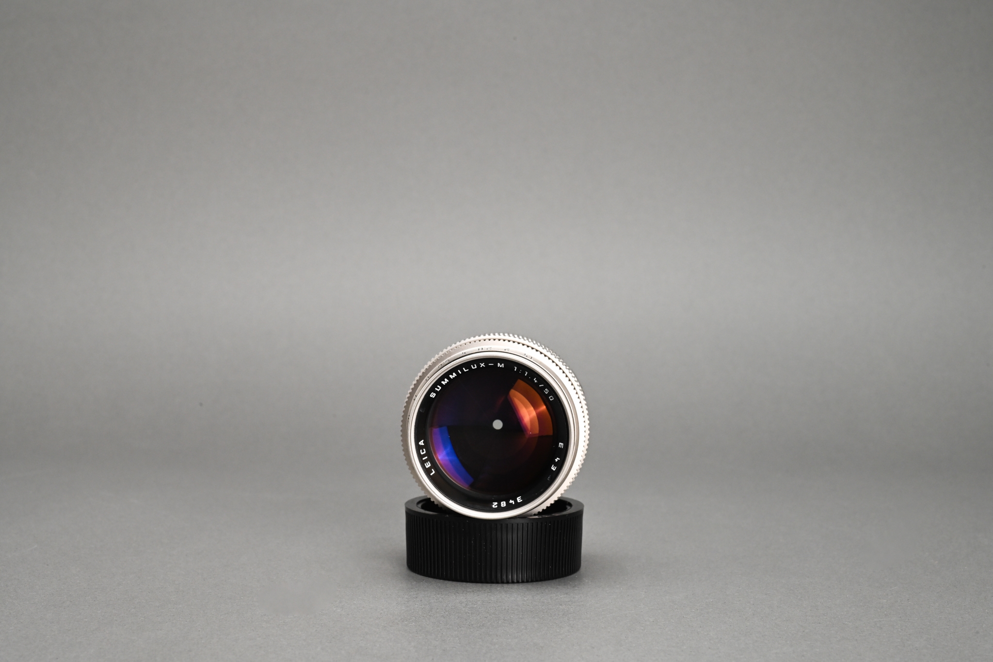 Picture of Leica M6 Platinum Set 150 Jahre Photography With Summilux-M 50mm f/1.4 Ver.2