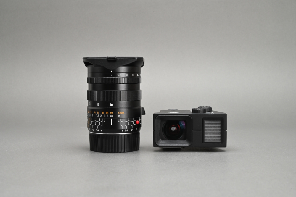 Picture of Leica WATE Tri-Elmar-M 16-18-21mm f/4 ASPH with Universal Viewfinder