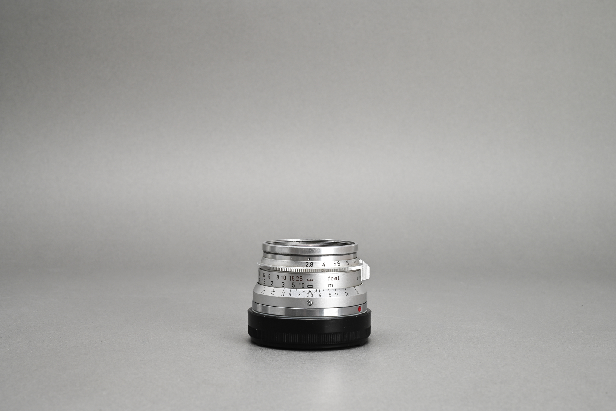 Picture of Leica Summaron-M 35mm f/2.8 modified to M2 non-google