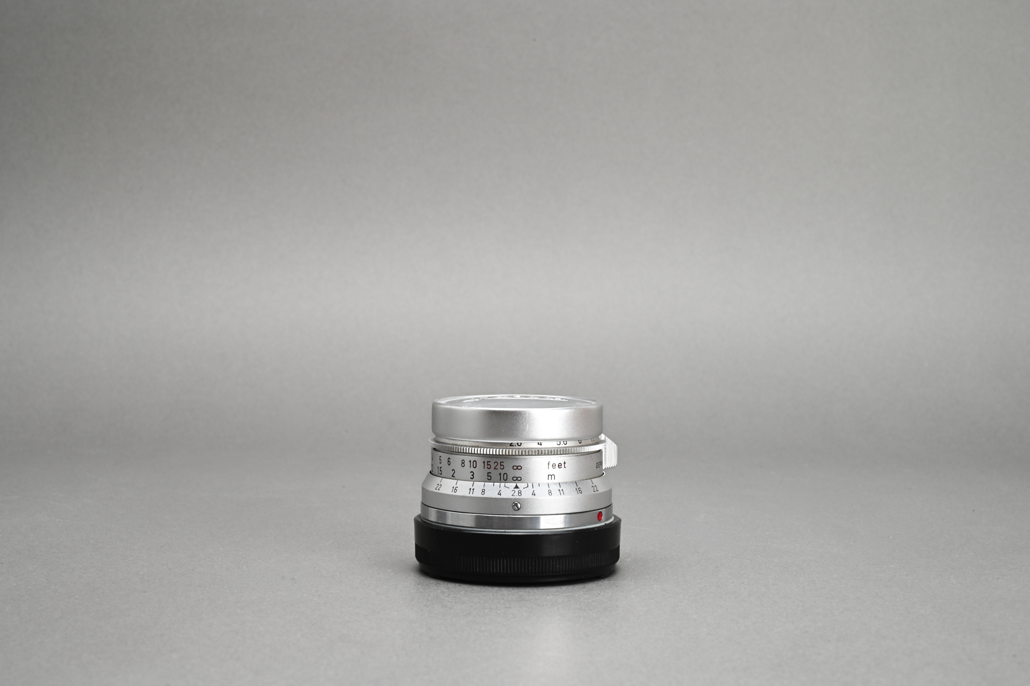 Picture of Leica Summaron-M 35mm f/2.8 modified to M2 non-google