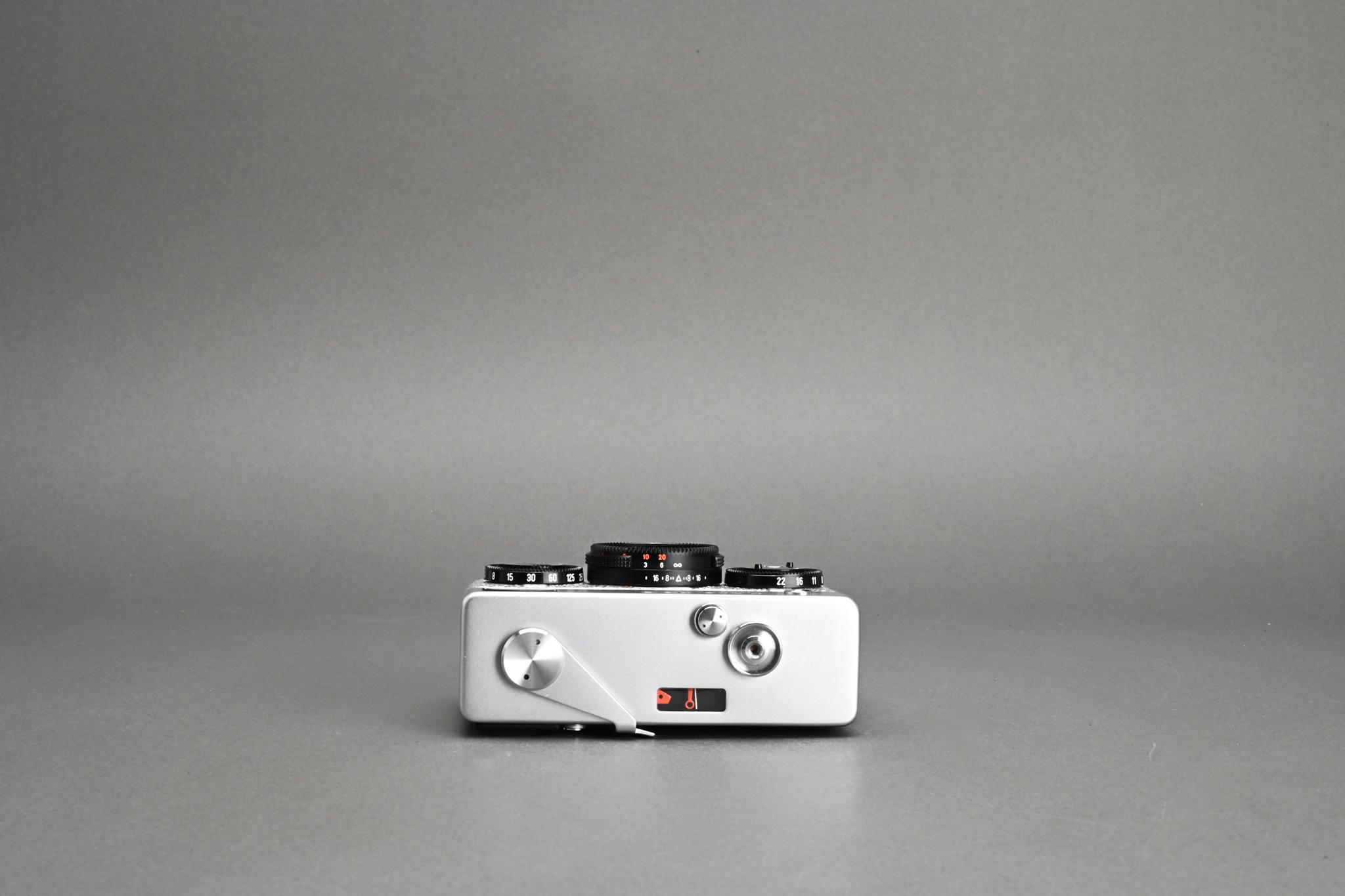 Picture of Rollei 35 S Silver Chrome Anniversary Limited Model with Silver Chrome Leather