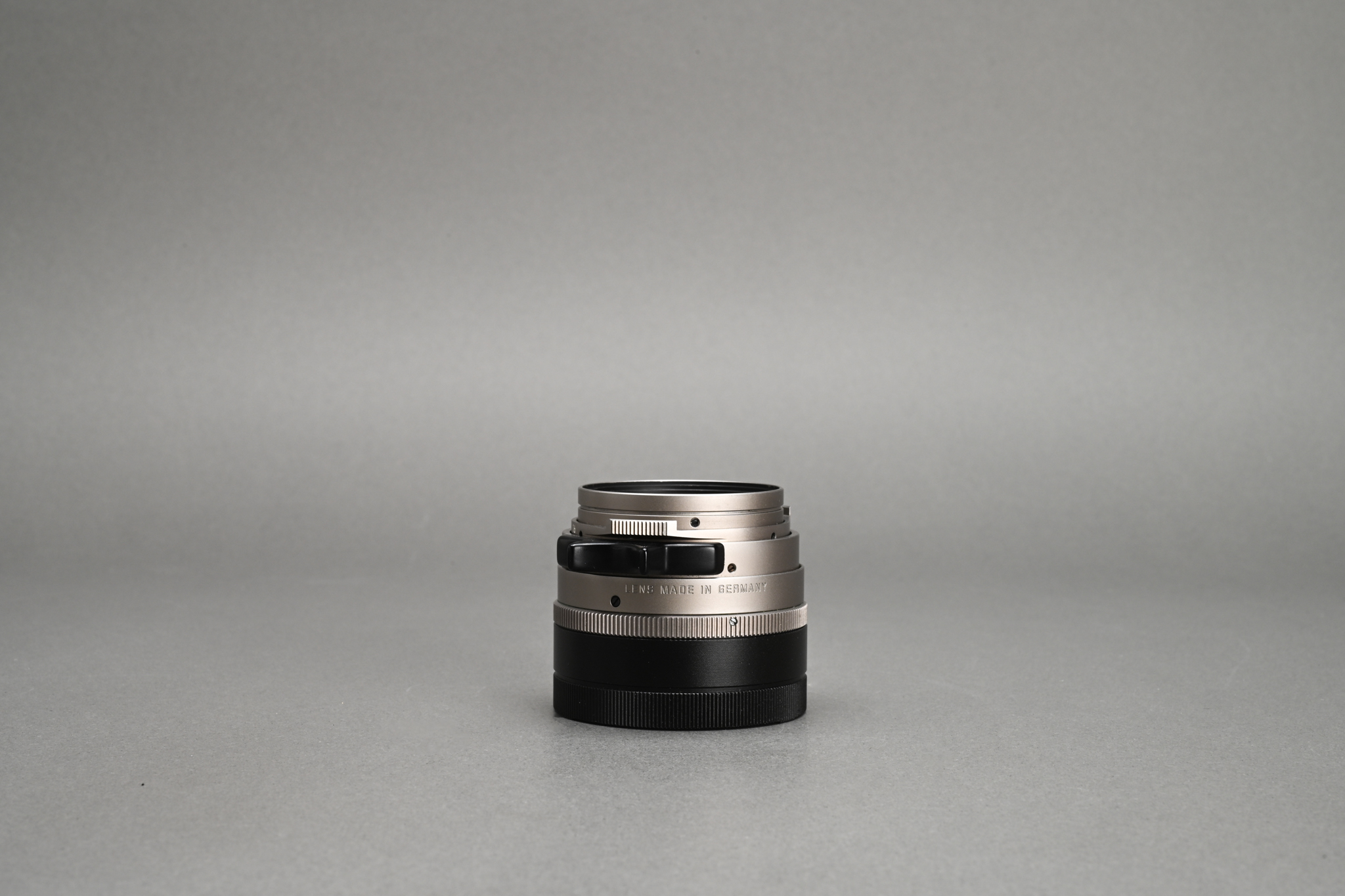 Picture of Leica Summilux-M 35mm f/1.4 Ver.2 Titanium