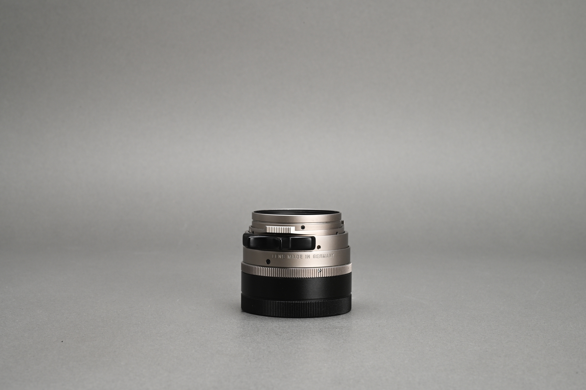 Picture of Leica Summilux-M 35mm f/1.4 Ver.2 Titanium