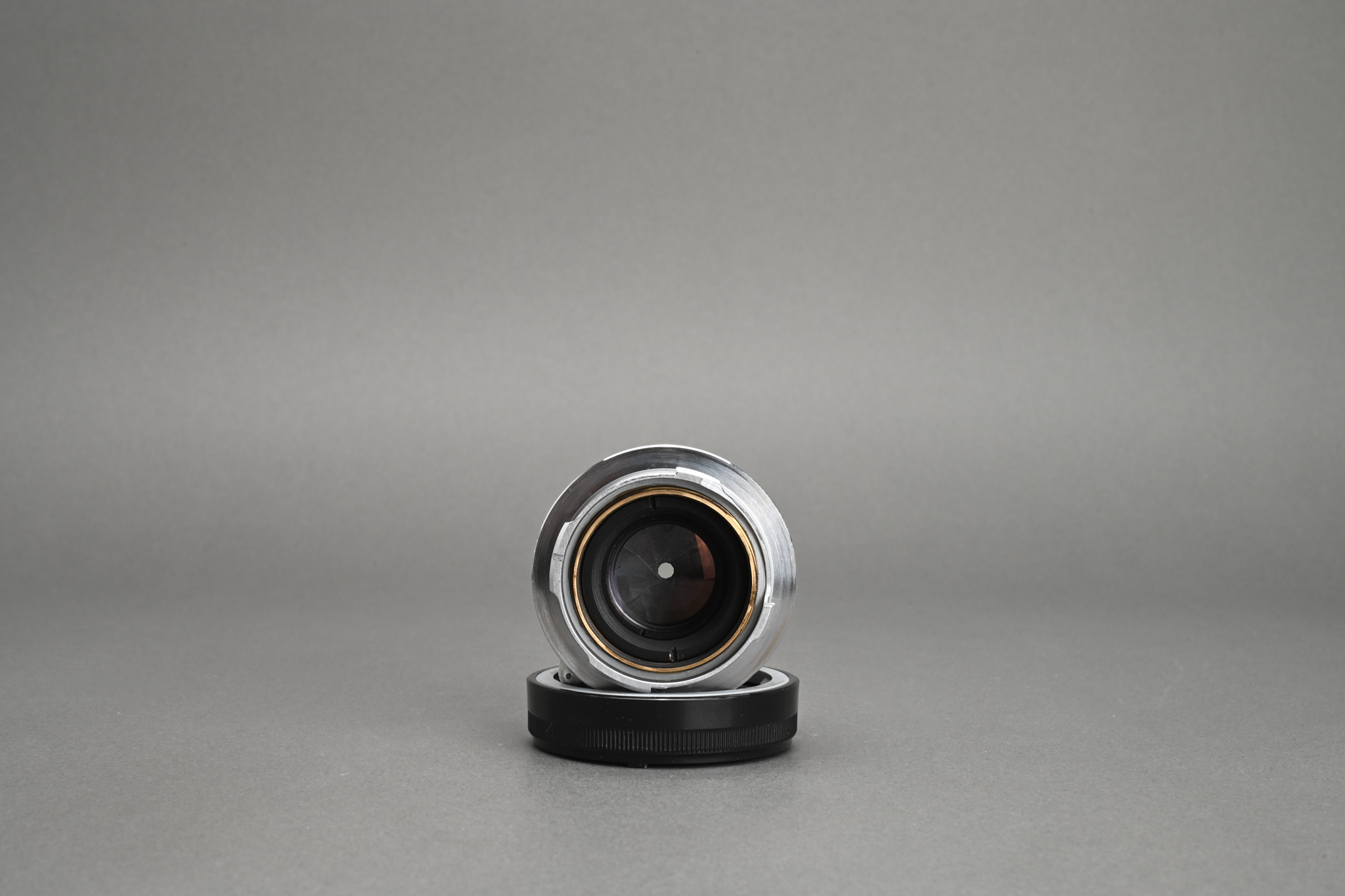 Picture of Leica Summicron-M 50mm f/2 Rigid Ver.2 Silver Chrome