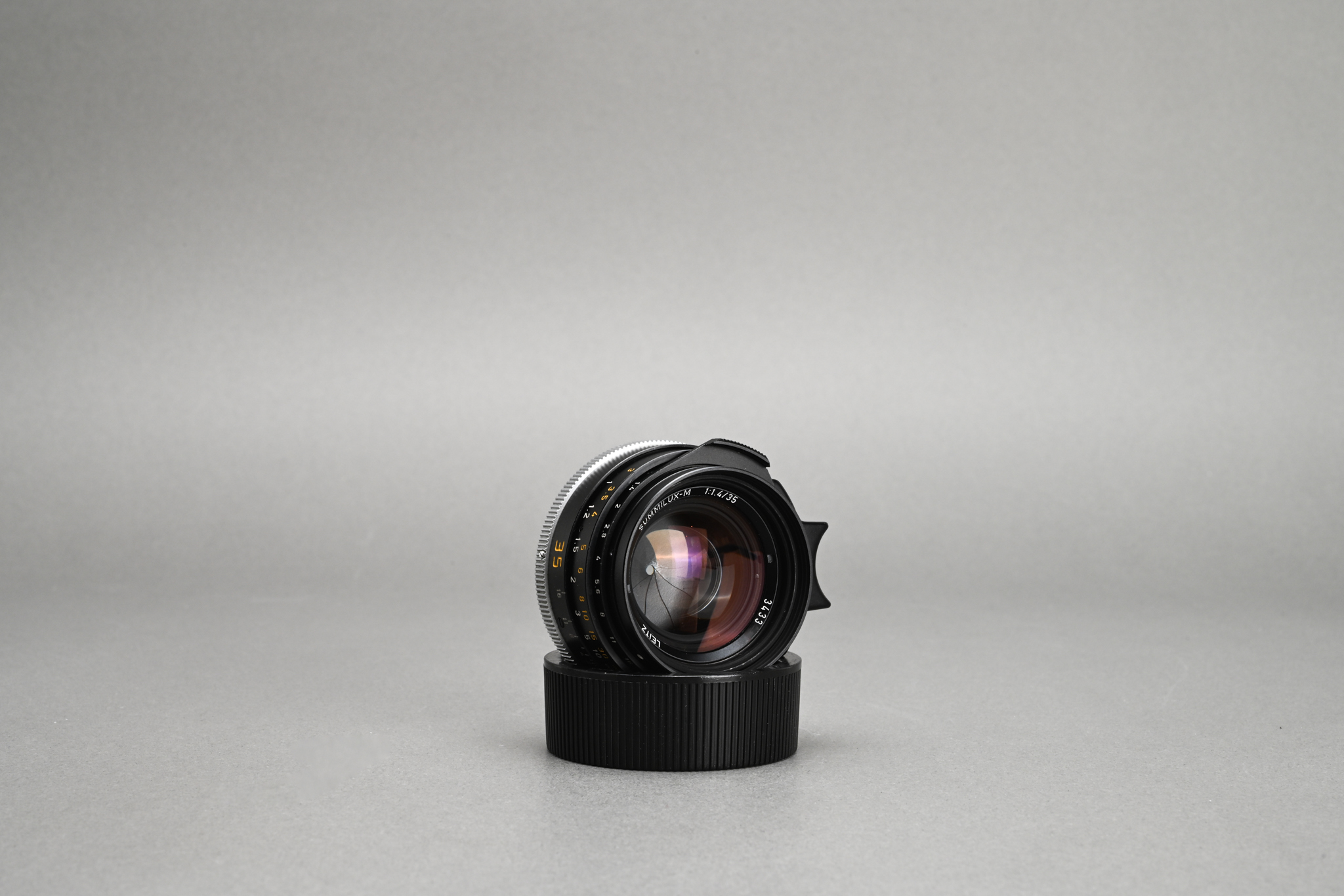 Picture of Leica Summilux-M 35mm f/1.4 Ver.2 Black Germany
