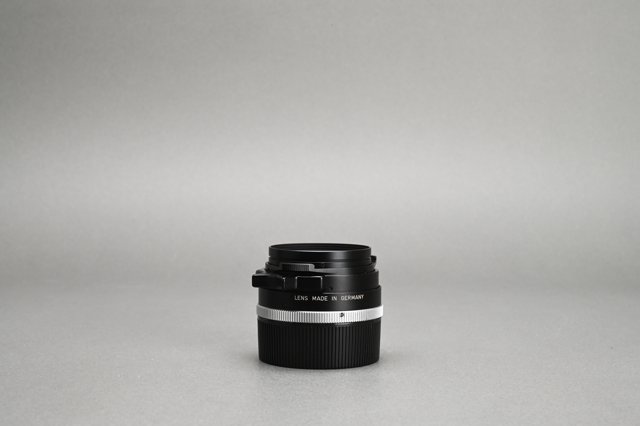 Picture of Leica Summilux-M 35mm f/1.4 Ver.2 Black Germany