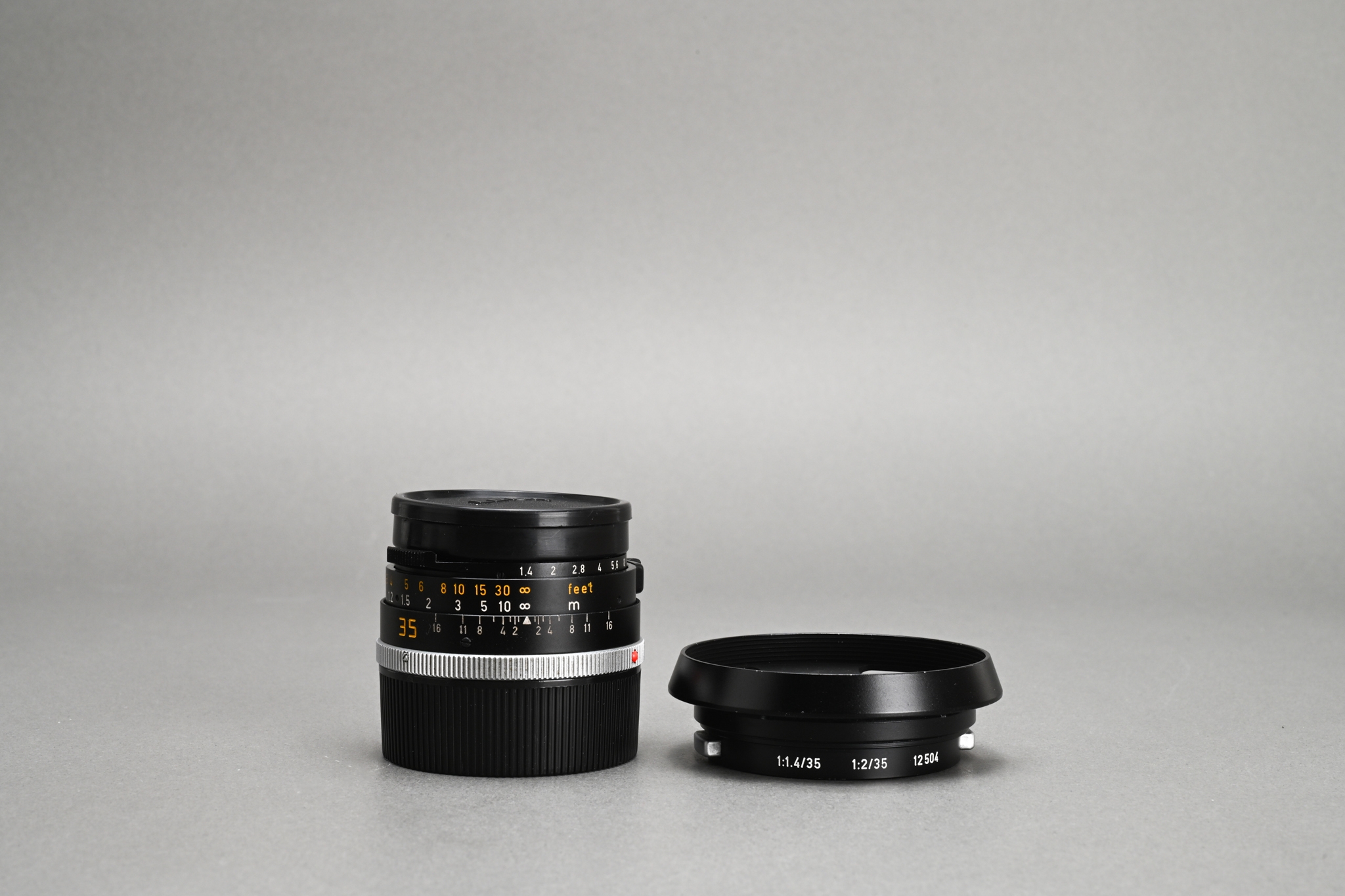 Picture of Leica Summilux-M 35mm f/1.4 Ver.2 Black Germany
