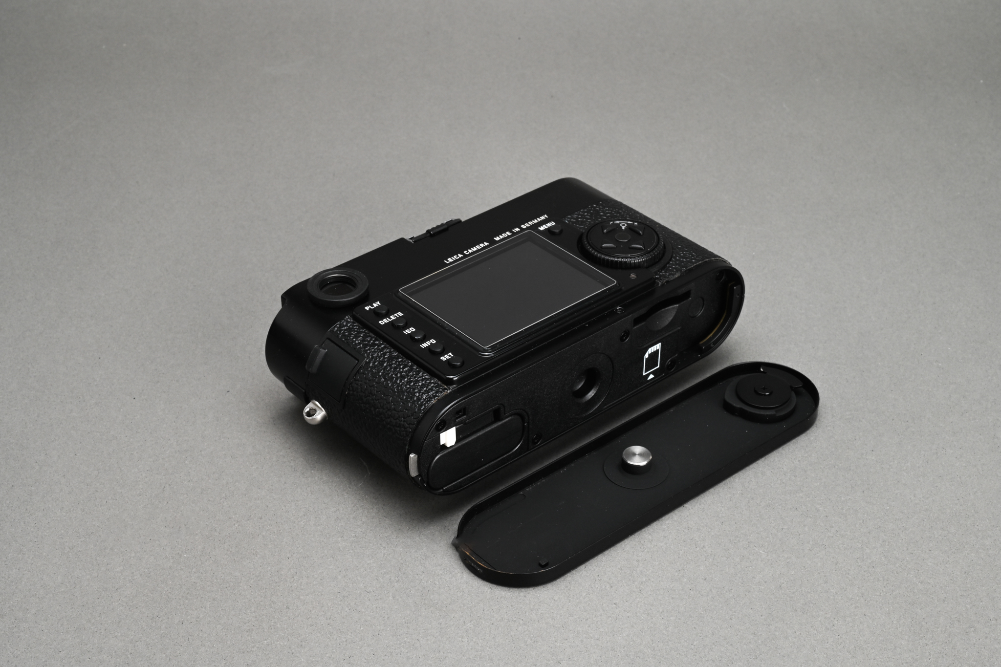 Picture of Leica M9 Black Paint