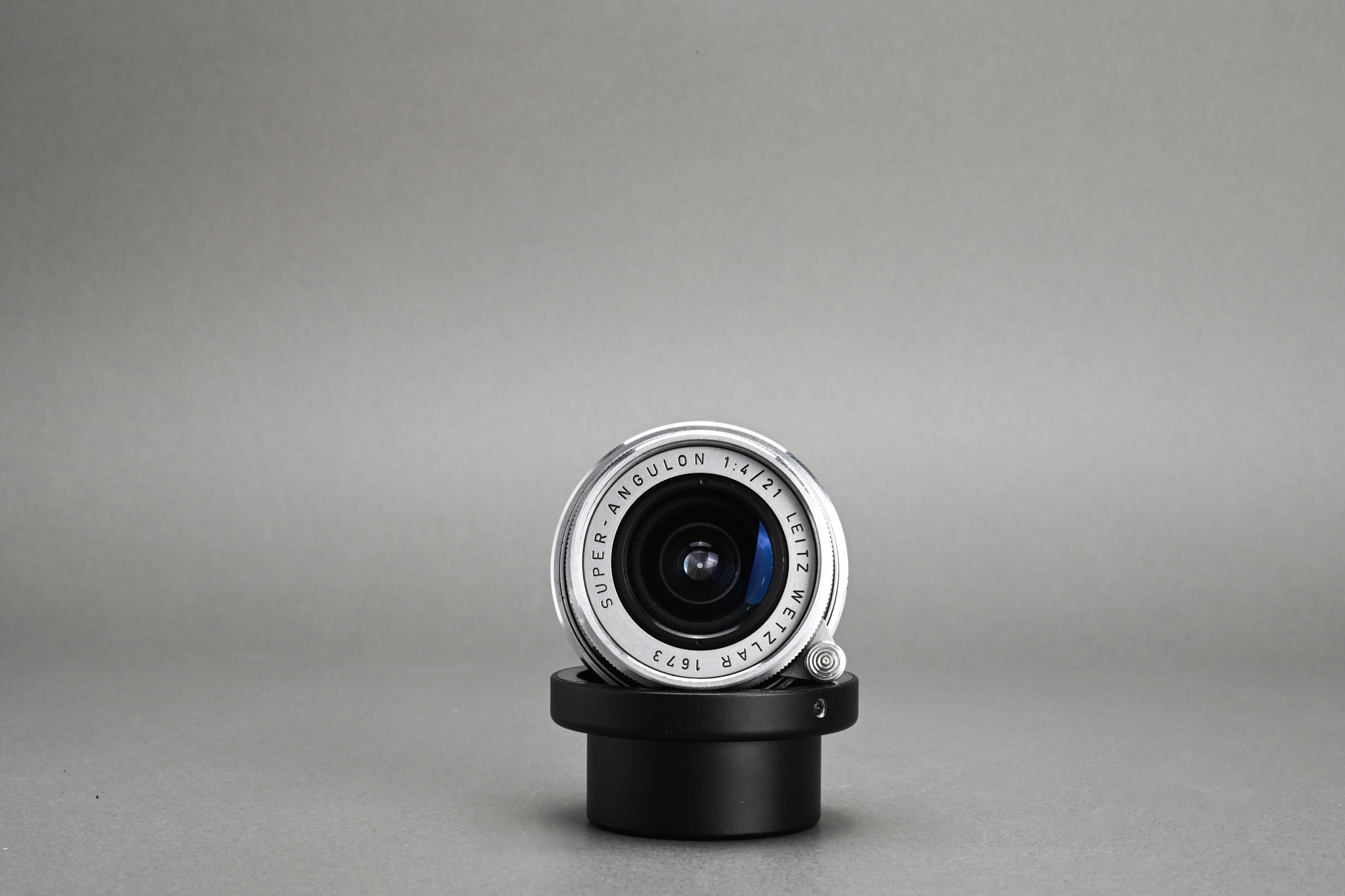 Picture of Leica Super-Angulon-M 21mm f/4 Ver.1 Silver Chrome