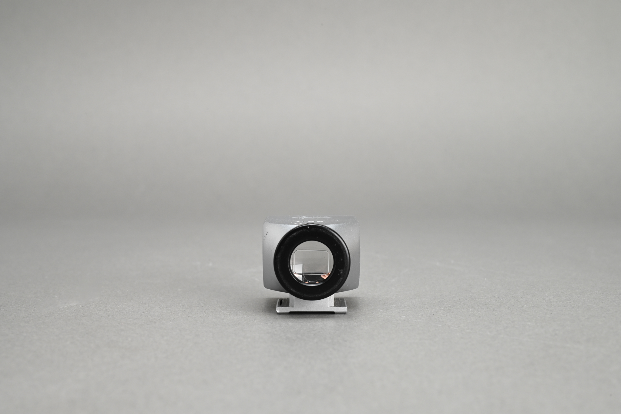 Picture of Leica 21mm SBKOO Silver Chrome Metal Brightline View Finder