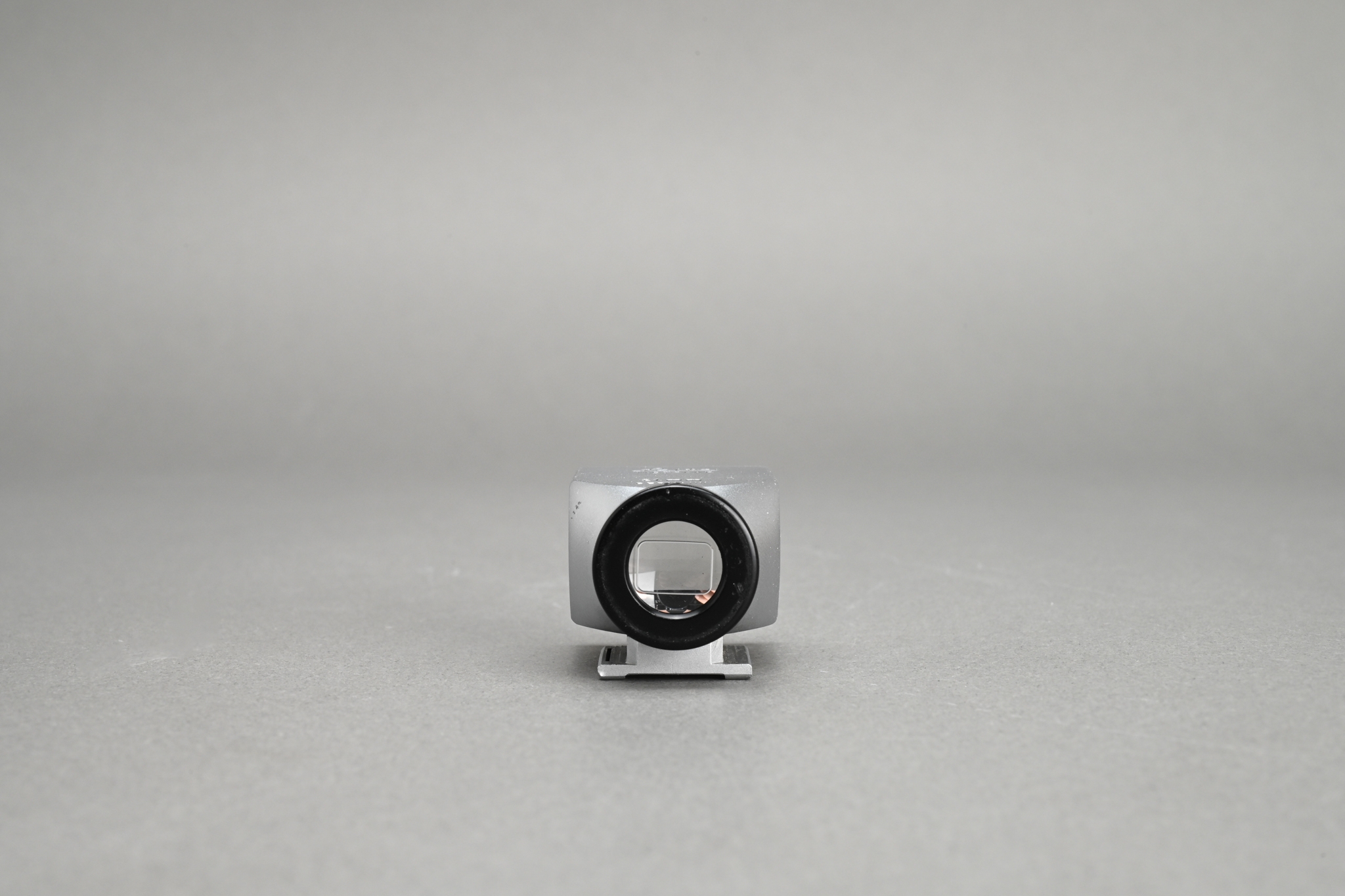 Picture of Leica 21mm SBKOO Silver Chrome Metal Brightline View Finder