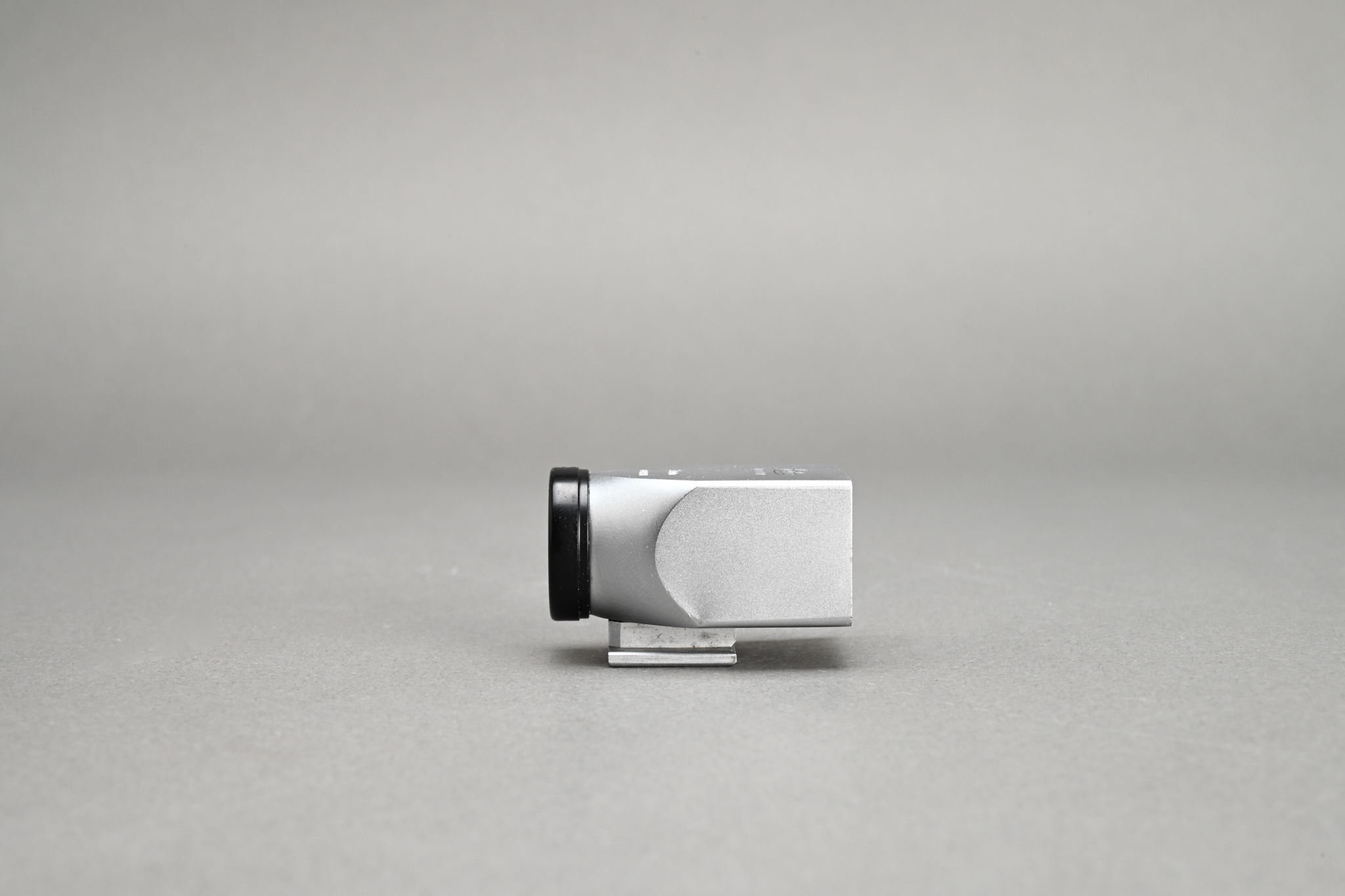 Picture of Leica 21mm SBKOO Silver Chrome Metal Brightline View Finder