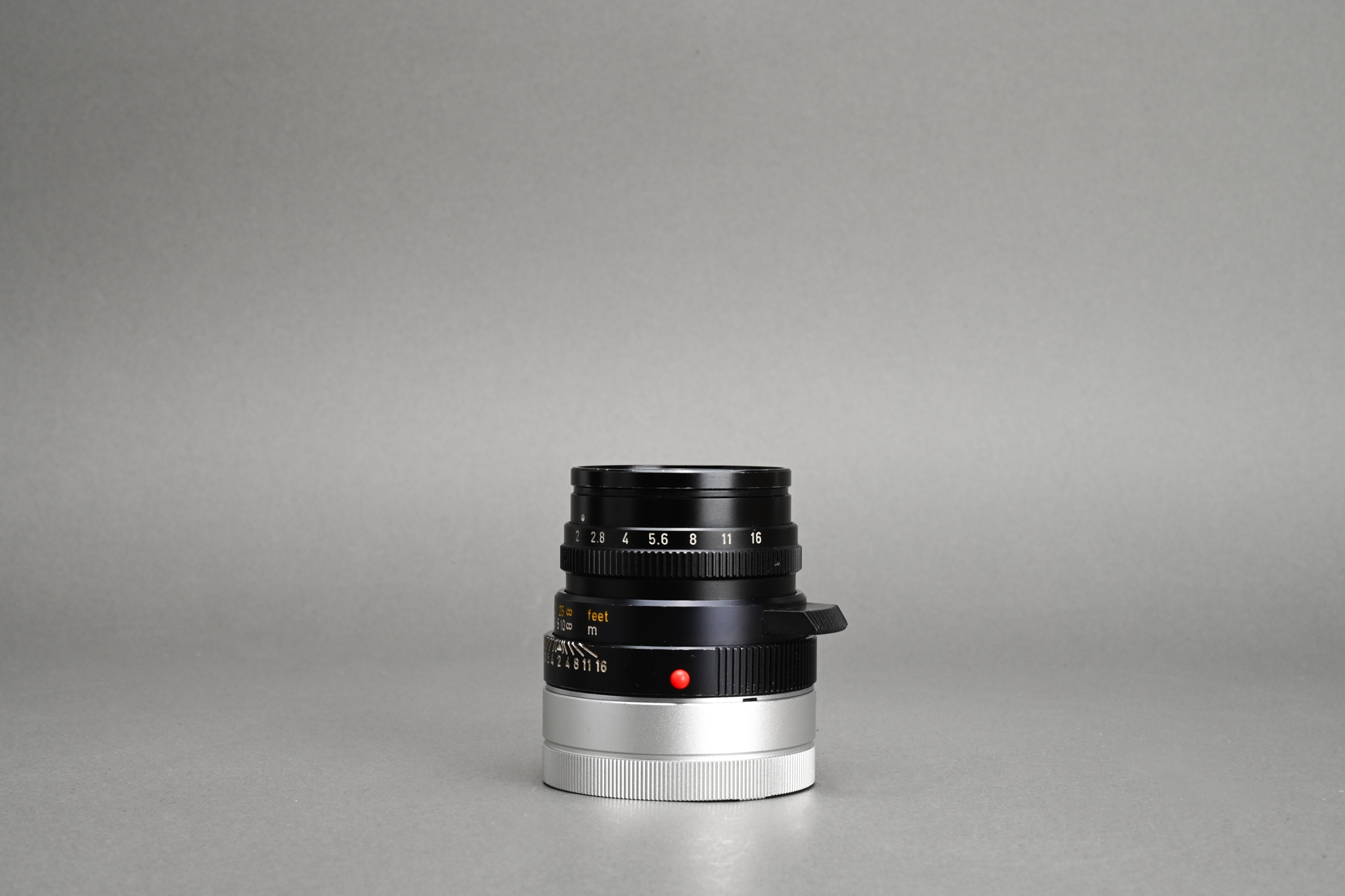 Picture of Leica Summicron-M 50mm f/2 Ver.4 Tiger Claw