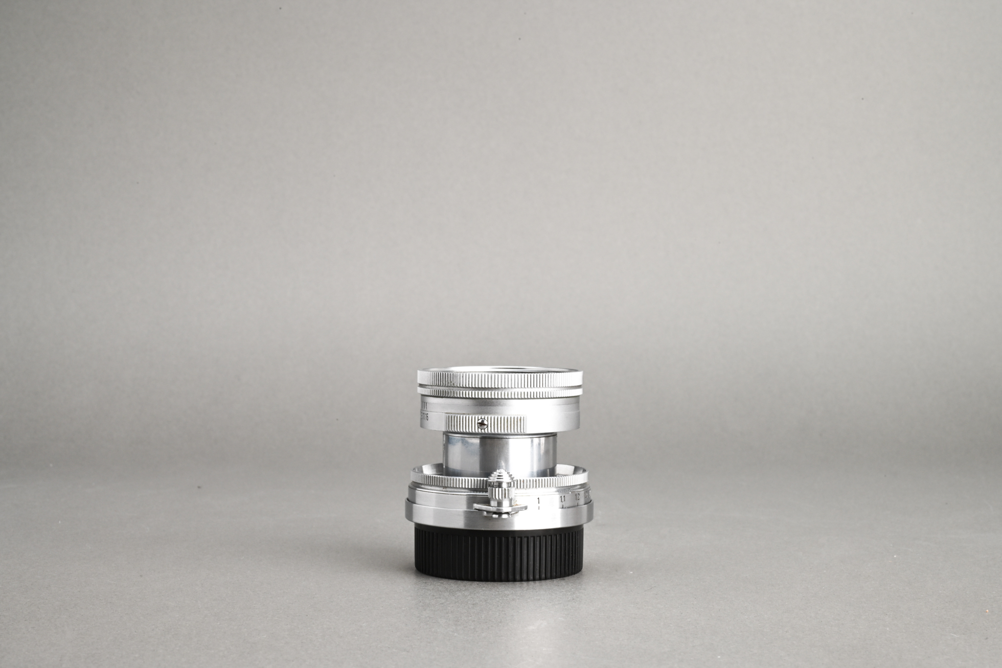 Picture of Leica Summicron 50mm f/2 LTM Screw Radioactive