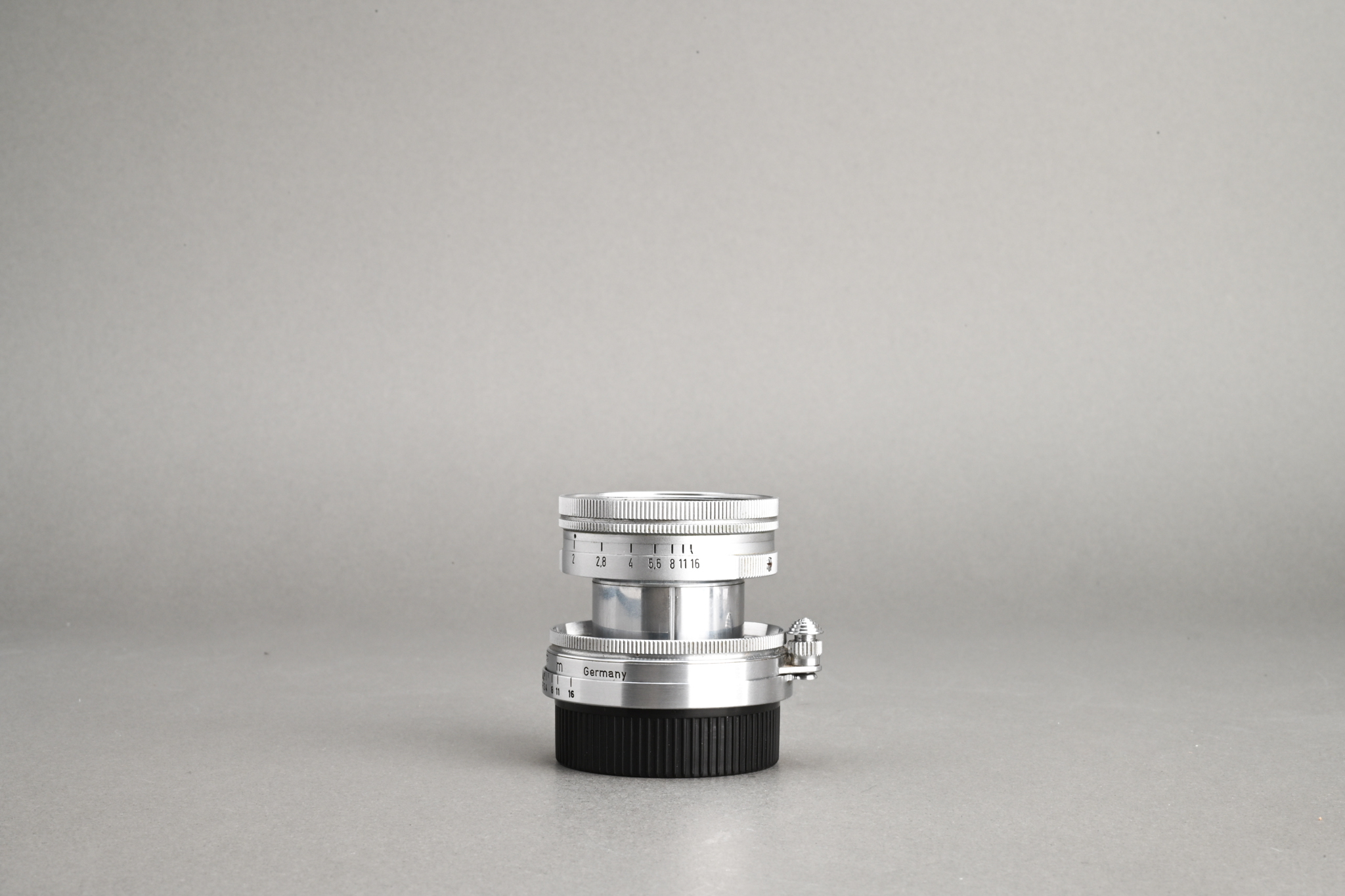 Picture of Leica Summicron 50mm f/2 LTM Screw Radioactive