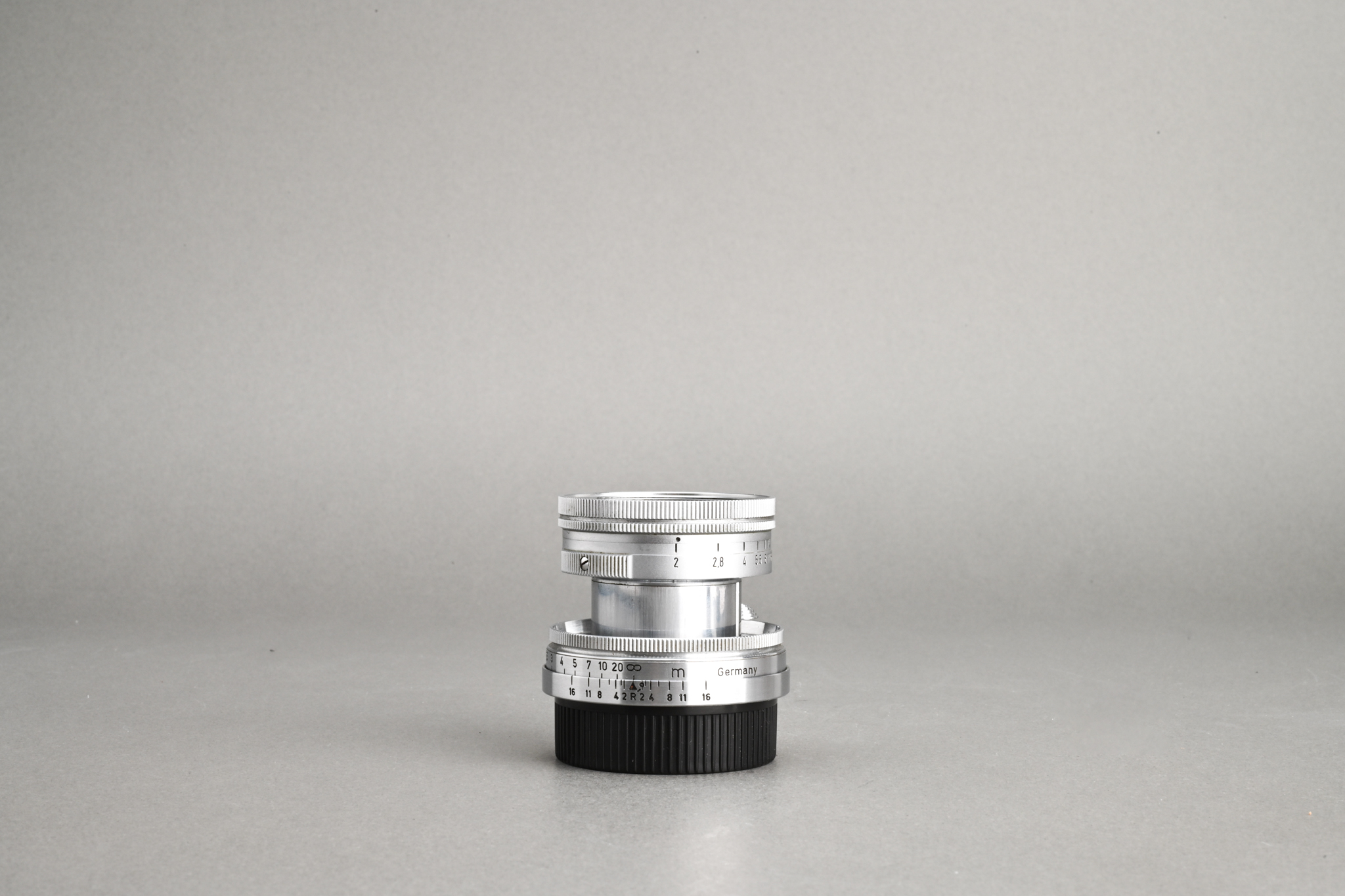Picture of Leica Summicron 50mm f/2 LTM Screw Radioactive