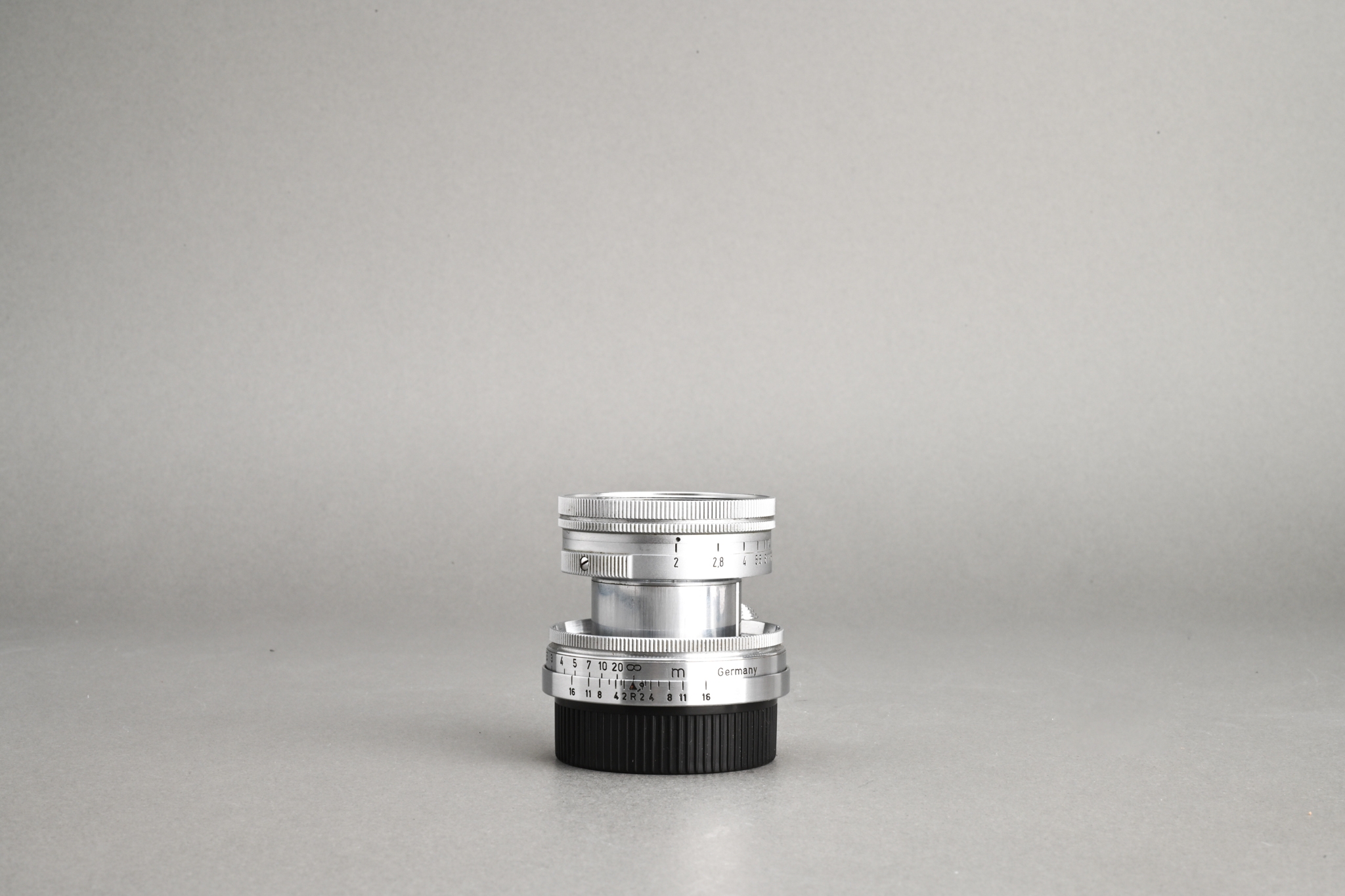 Picture of Leica Summicron 50mm f/2 LTM Screw Radioactive