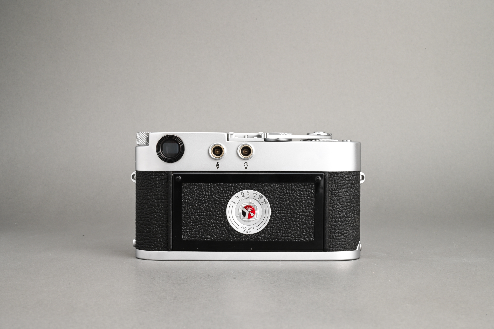 Picture of Leica M2 Button Silver