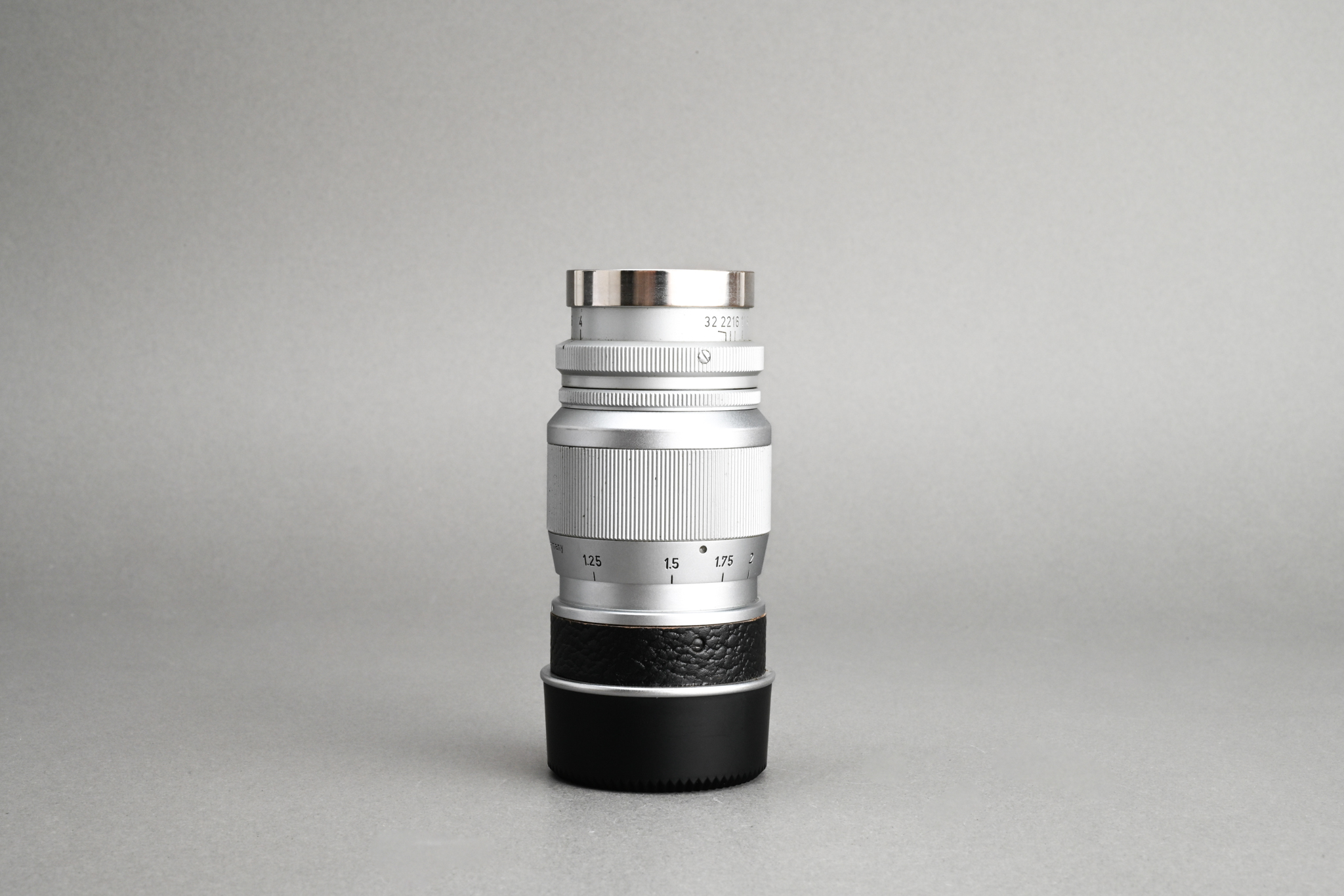 Picture of Leica Elmar 90mm f/4 Ver.2 LTM Screw