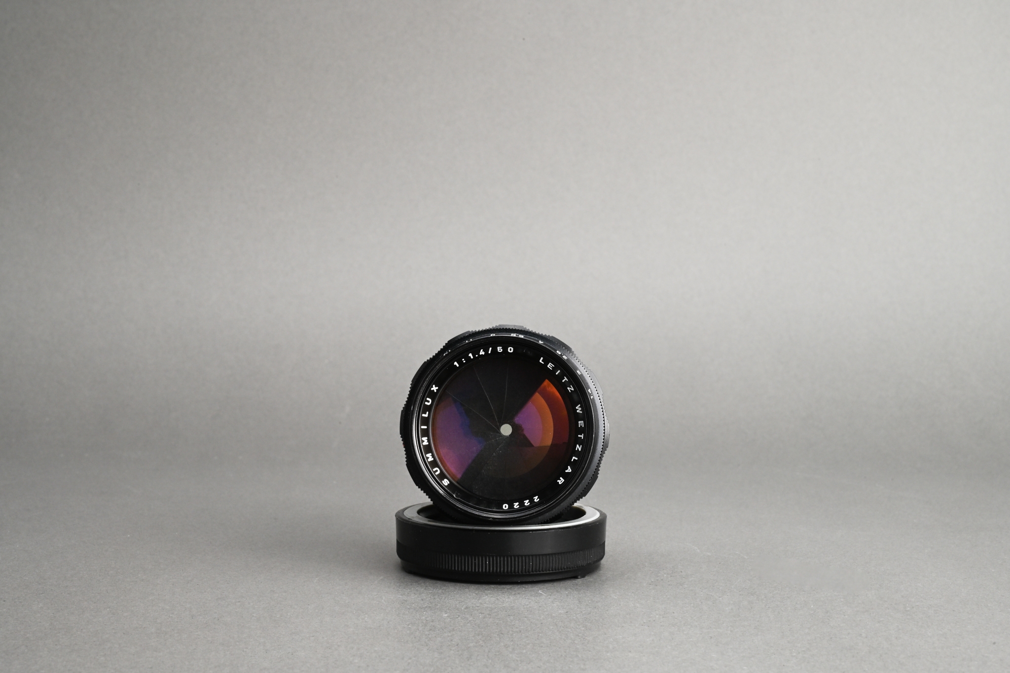Picture of Leica Summilux-M 50mm f/1.4 Ver.2 Transition Black Paint