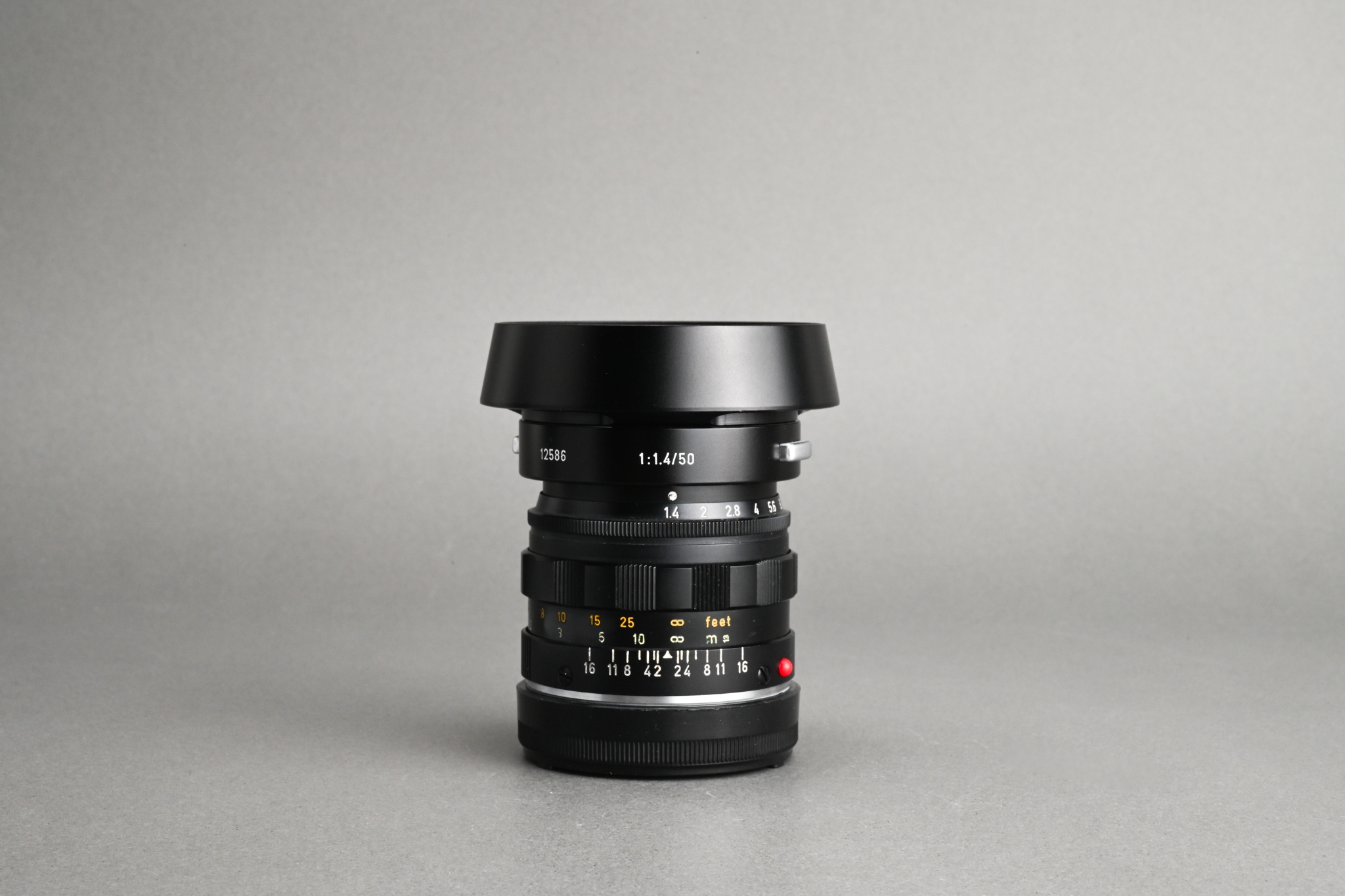 Picture of Leica Summilux-M 50mm f/1.4 Ver.2 Transition Black Paint