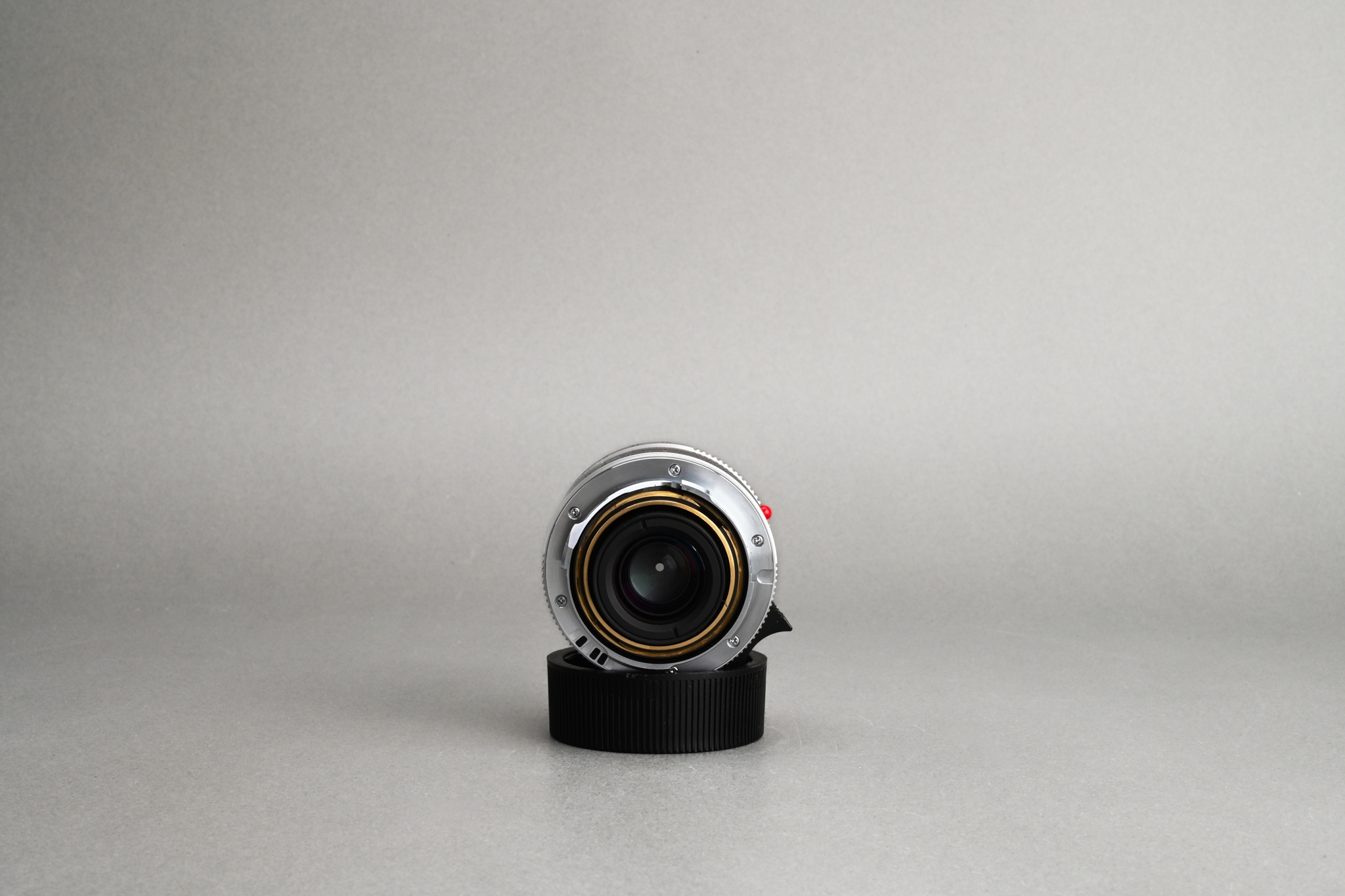 Picture of Leica Summicron-M 28mm f/2 ASPH Ver.1 Silver Chrome