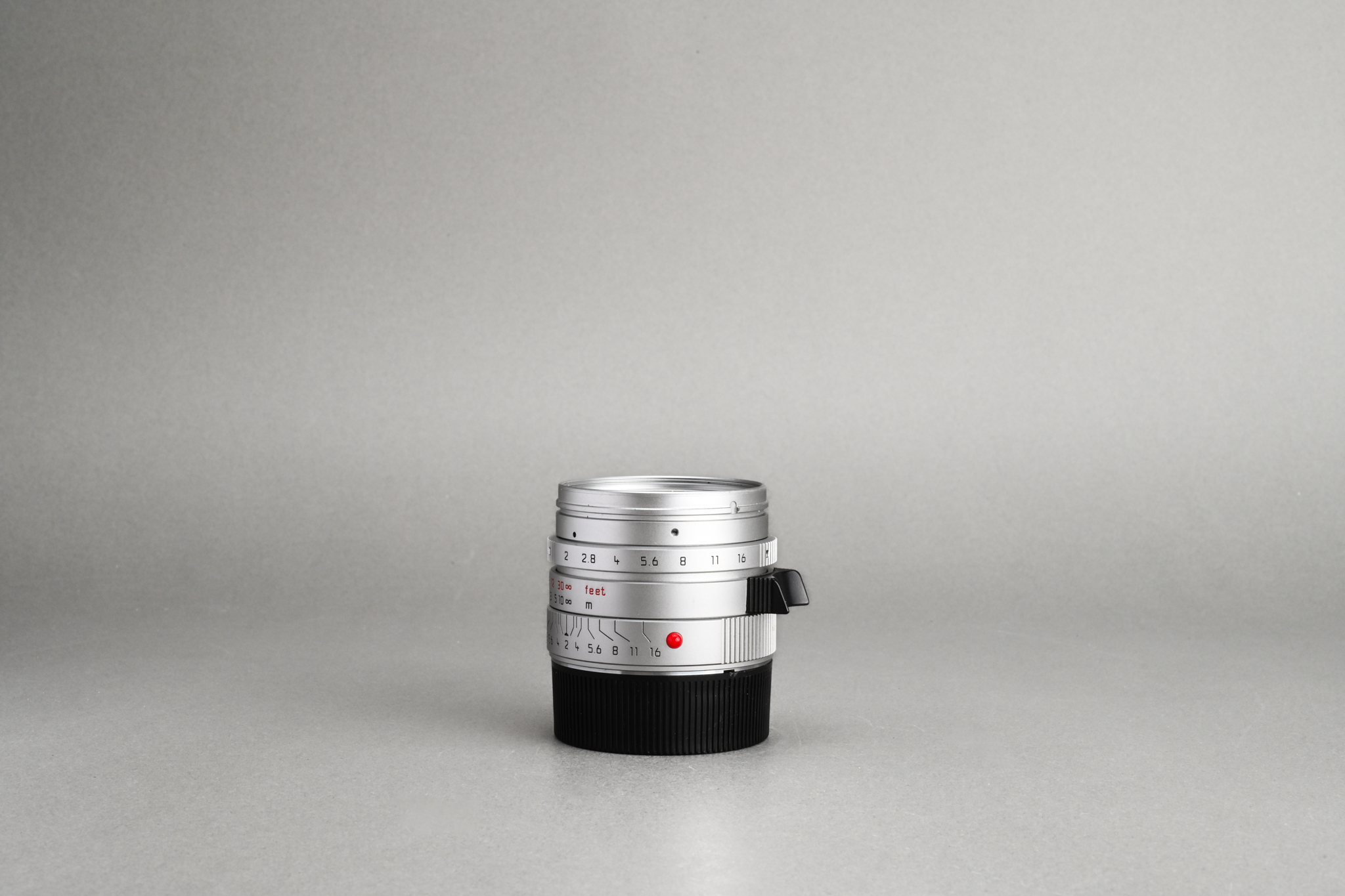 Picture of Leica Summicron-M 28mm f/2 ASPH Ver.1 Silver Chrome