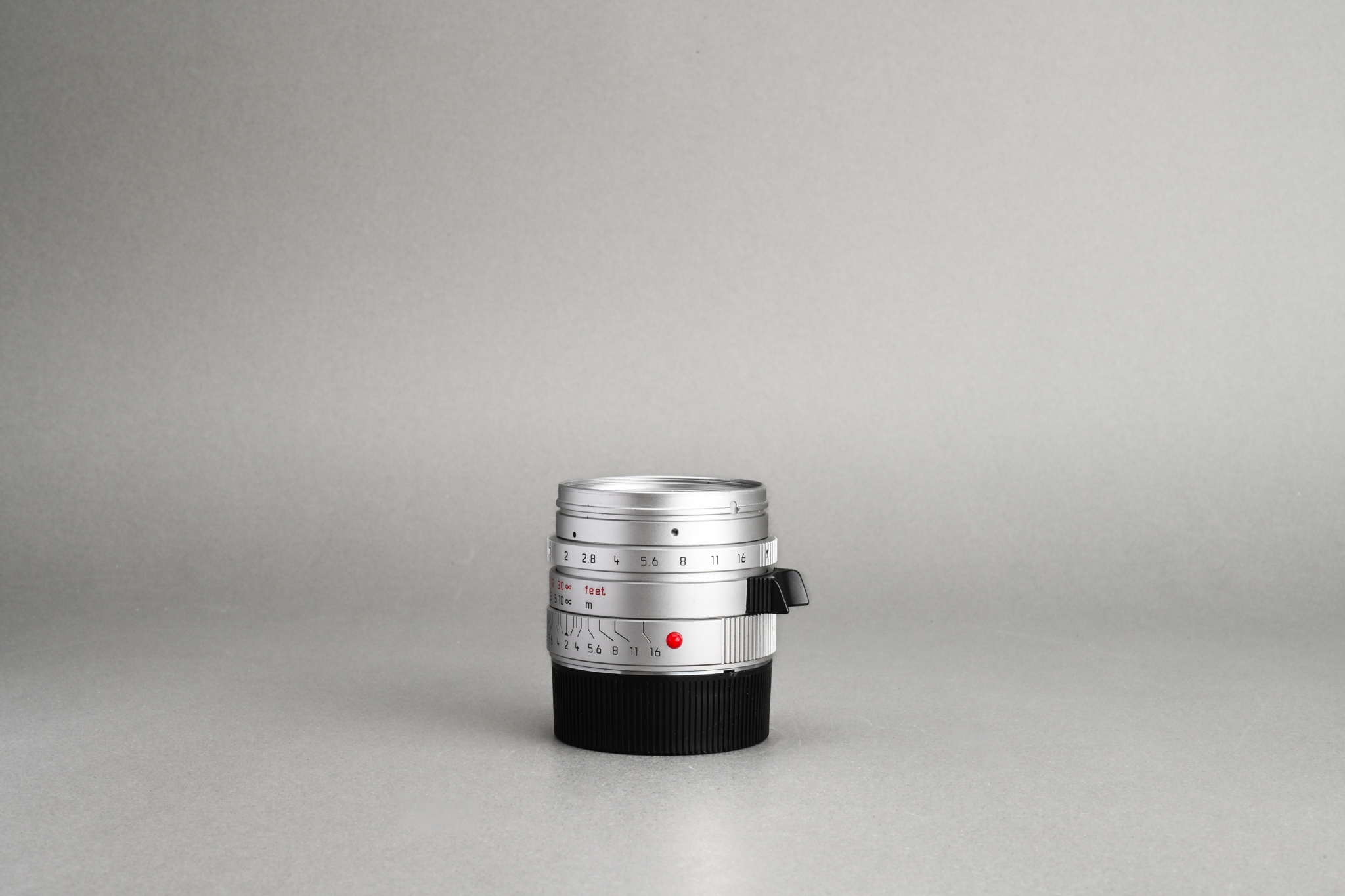 Picture of Leica Summicron-M 28mm f/2 ASPH Ver.1 Silver Chrome