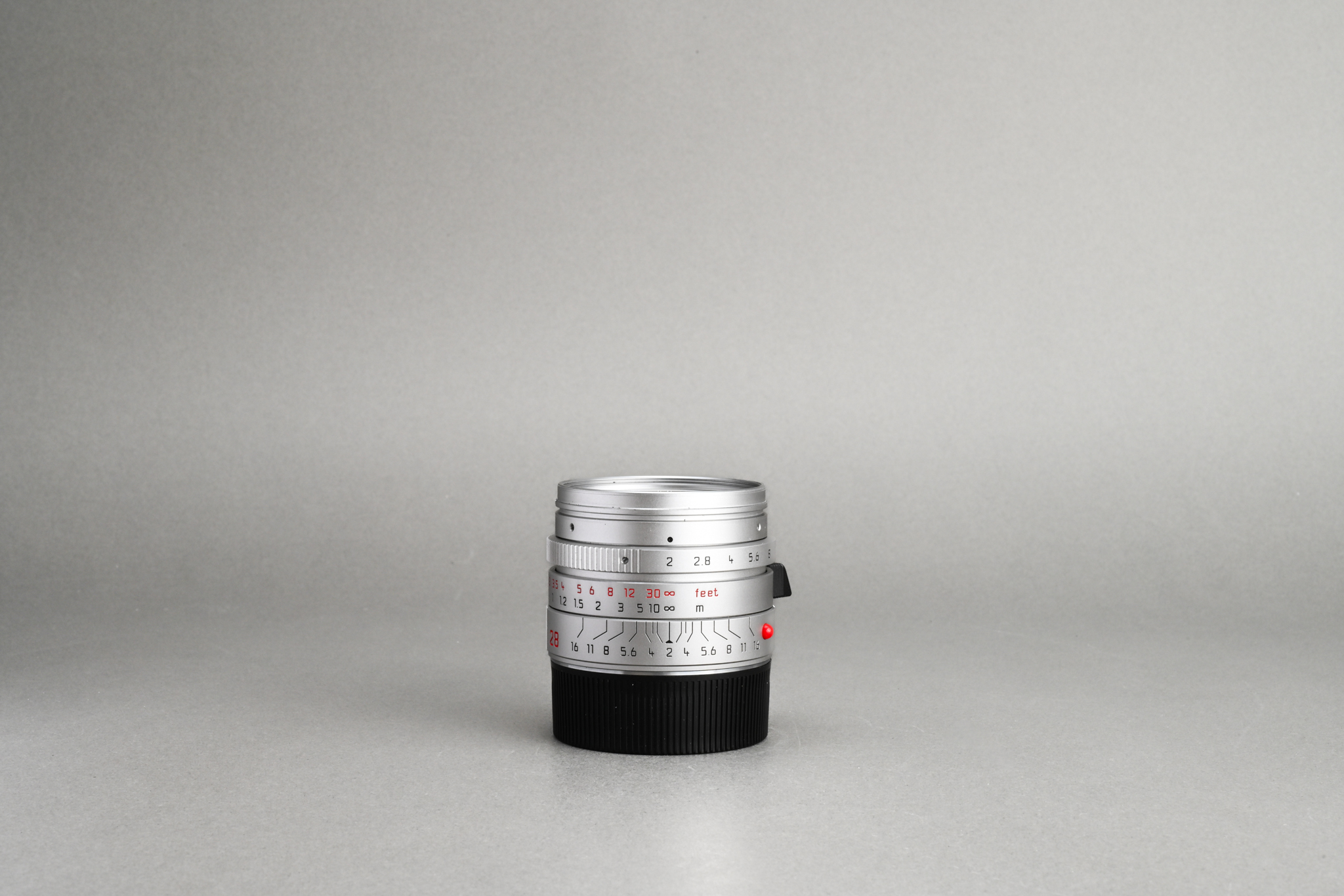 Picture of Leica Summicron-M 28mm f/2 ASPH Ver.1 Silver Chrome