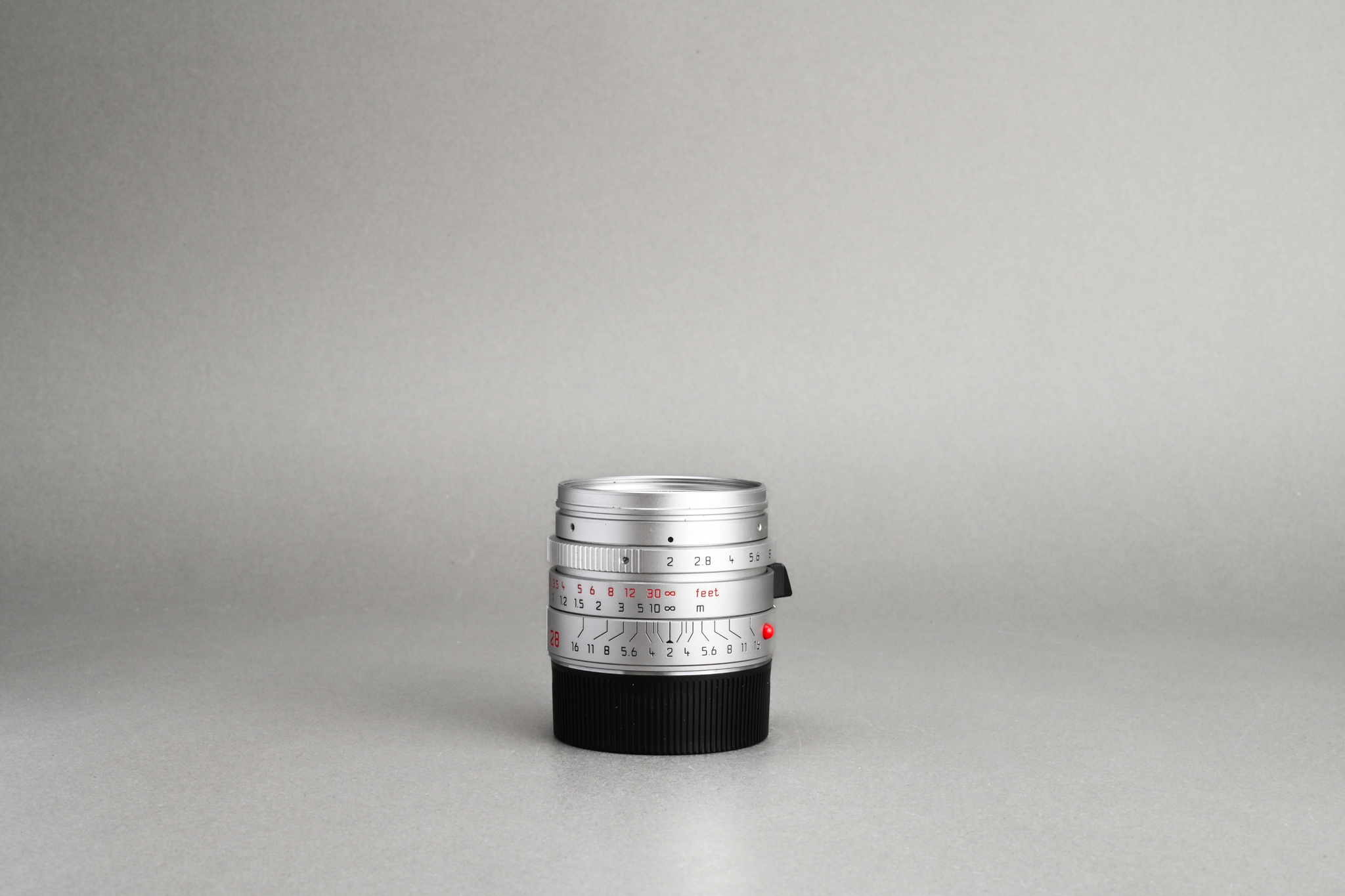 Picture of Leica Summicron-M 28mm f/2 ASPH Ver.1 Silver Chrome