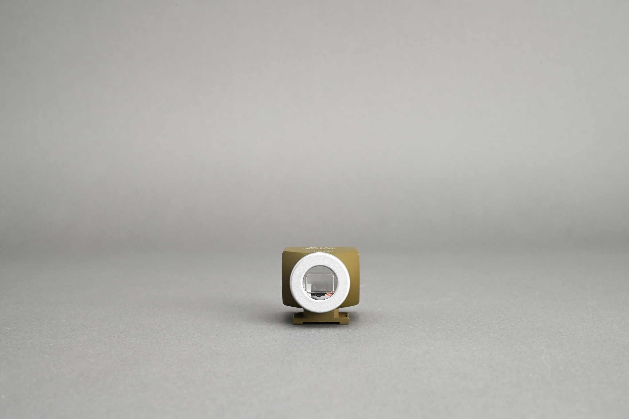 Picture of Leica 21mm Brightline Viewfinder Kanto Repainted Olive Green