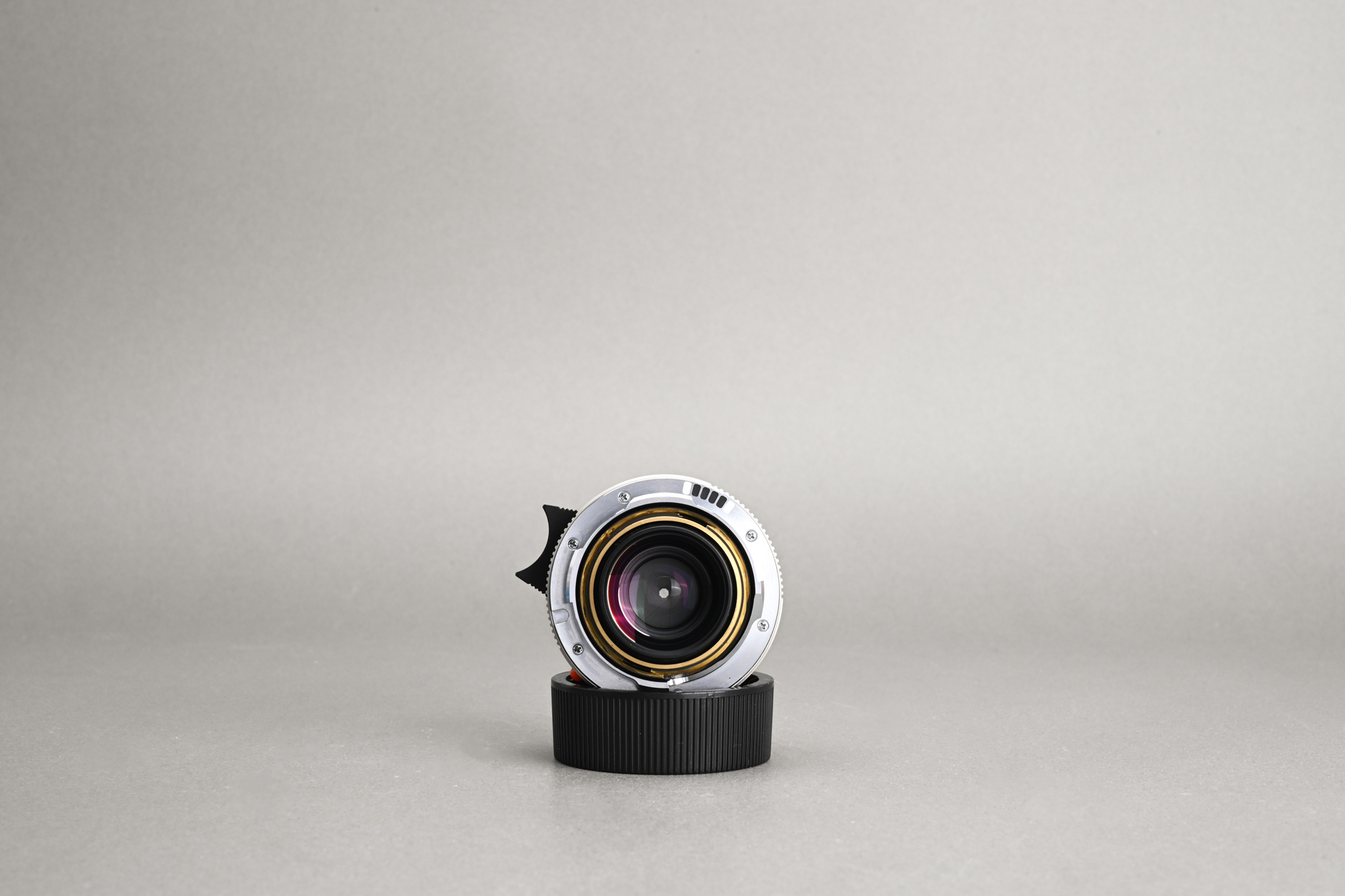 Picture of Leica Summicron-M 35mm f/2 ASPH Titanium